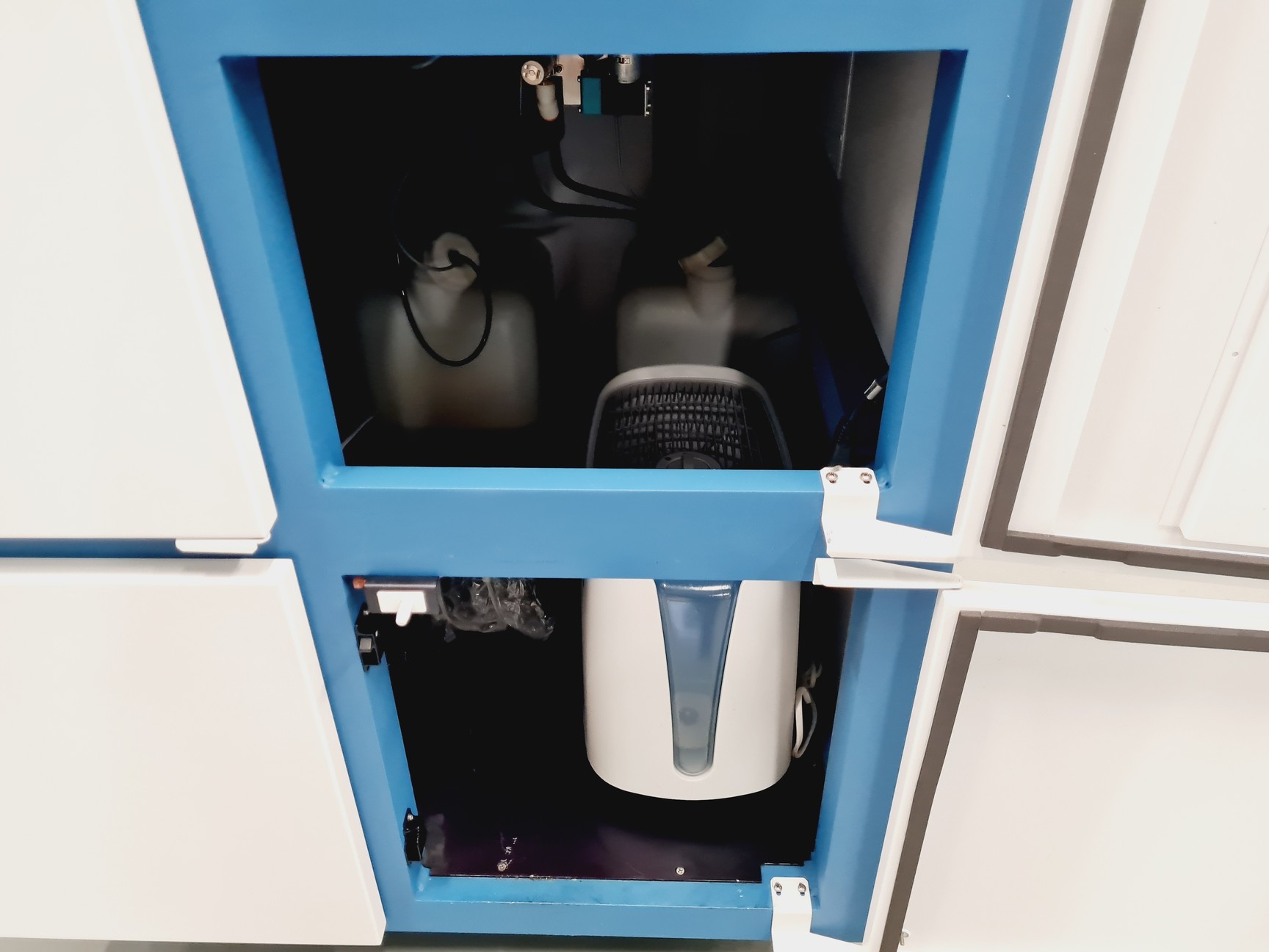 Image of Aushon 2470 Arrayer 00-0006 Microarray Printer