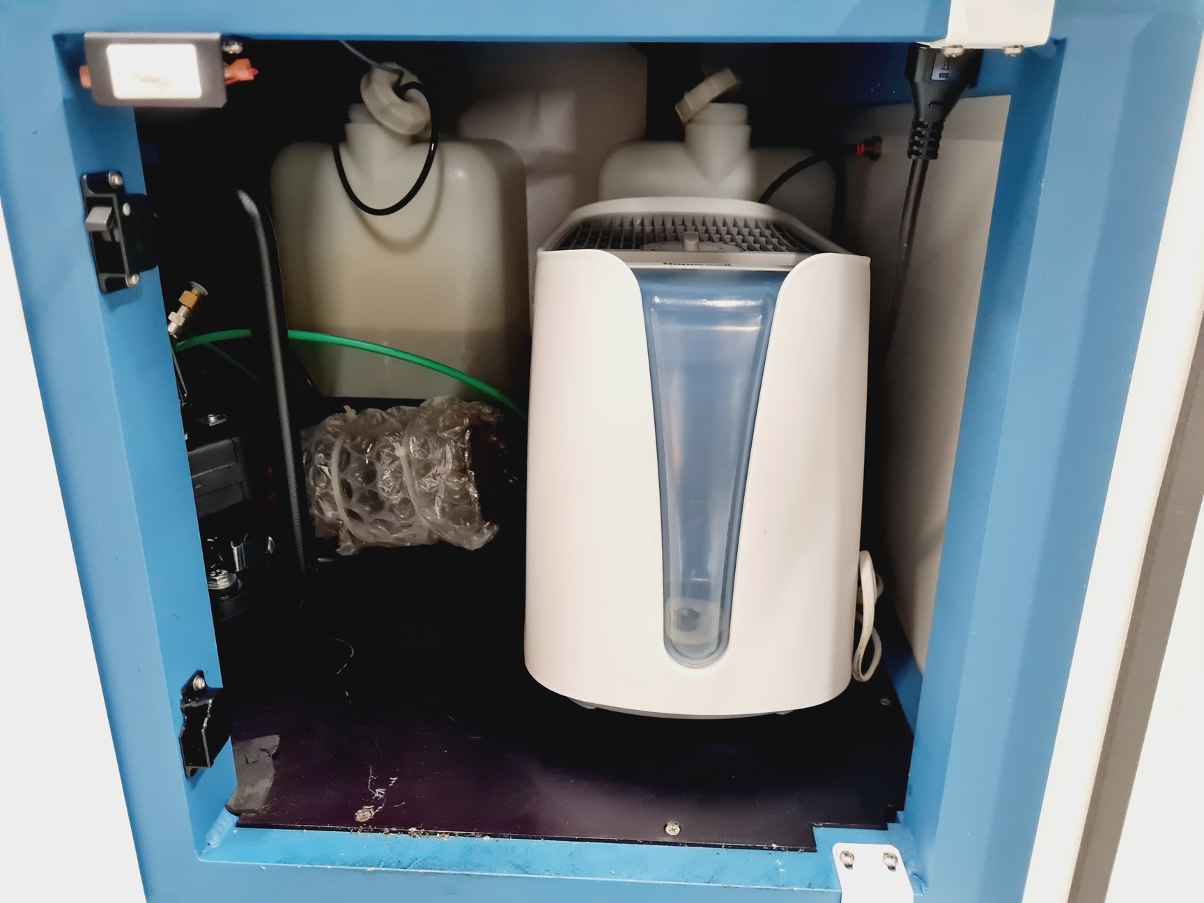 Image of Aushon 2470 Arrayer 00-0006 Microarray Printer