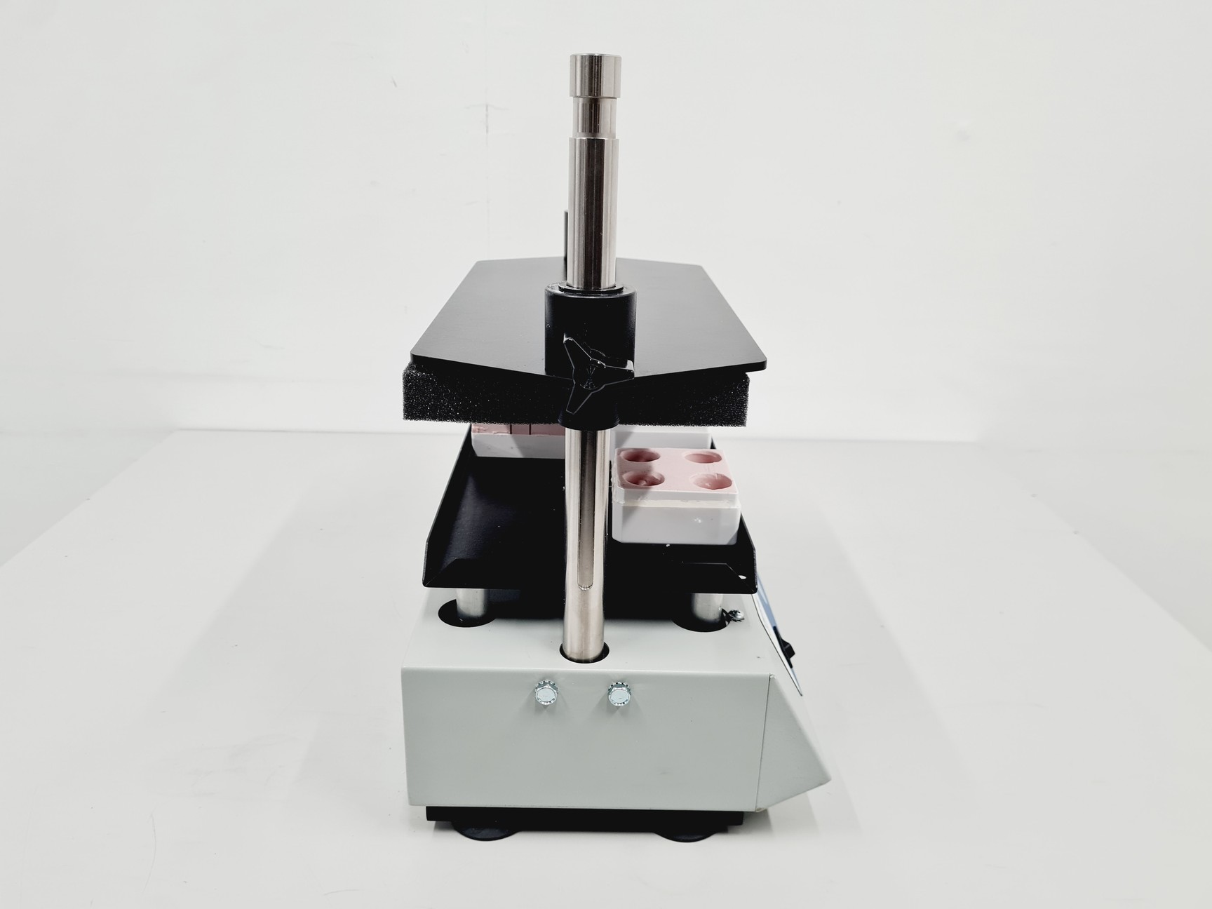 Image of VWR DVX-2500 Multi-Tube Vortexer