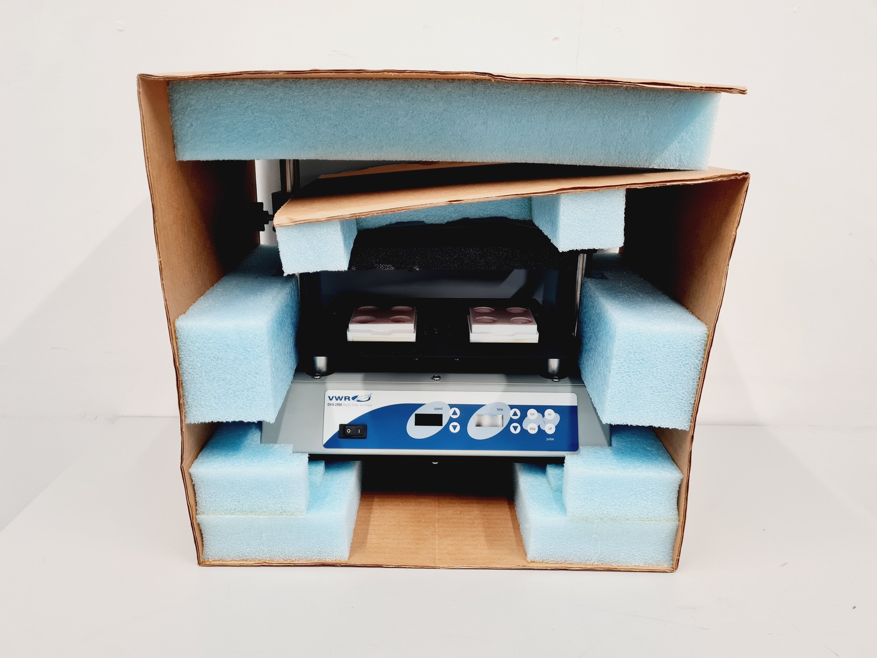 Image of VWR DVX-2500 Multi-Tube Vortexer