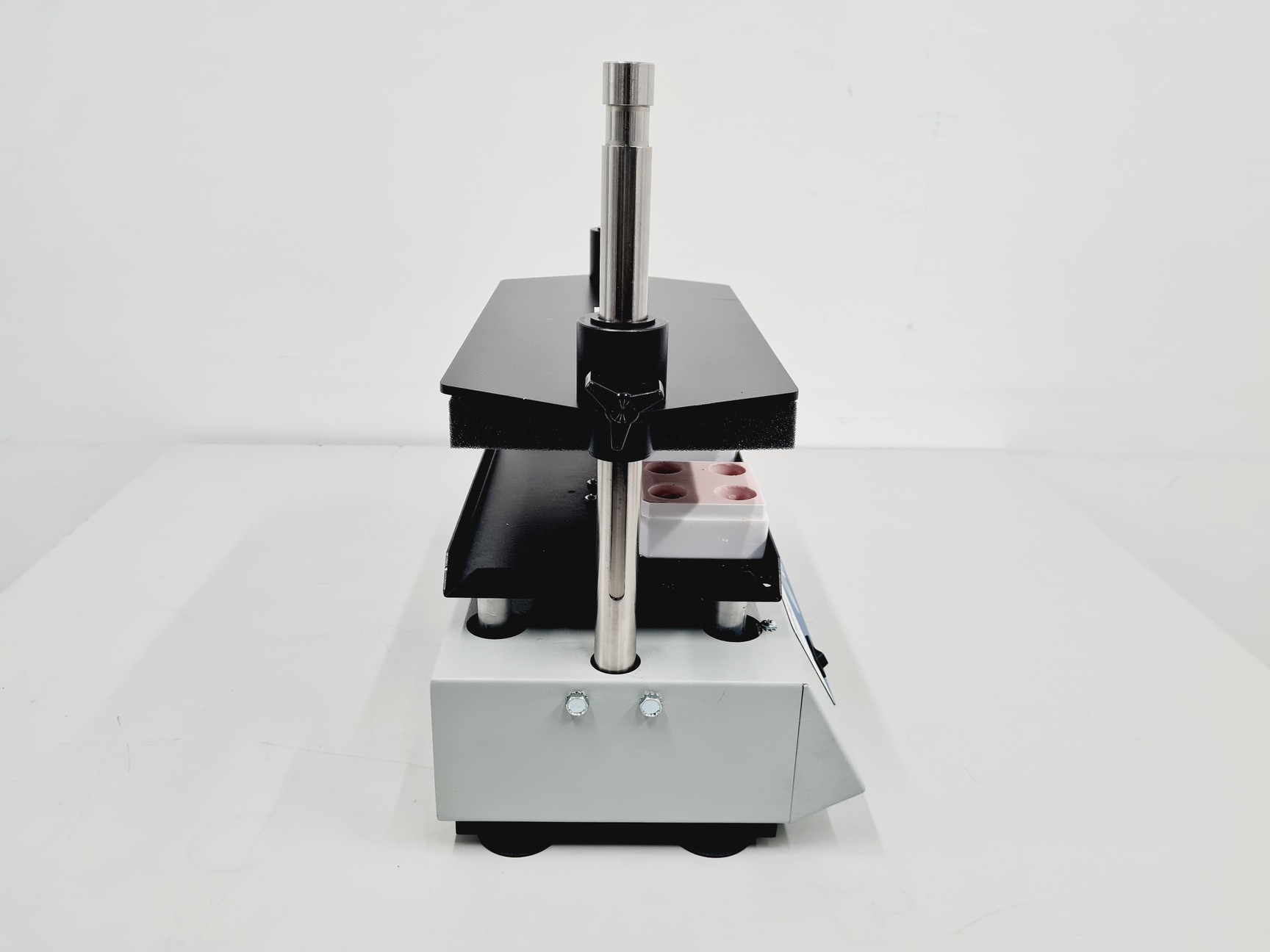 Image of VWR DVX-2500 Multi-Tube Vortexer