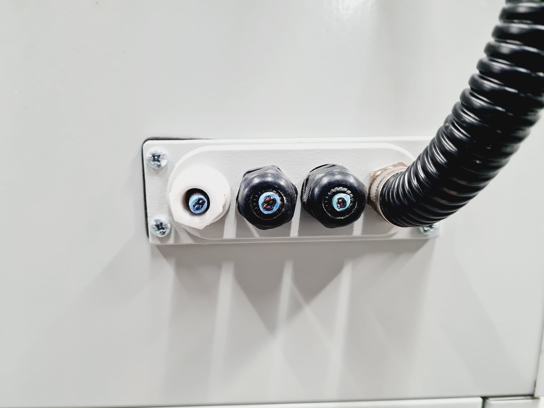 Image of Munters ML420 E Desiccant Dehumidifier