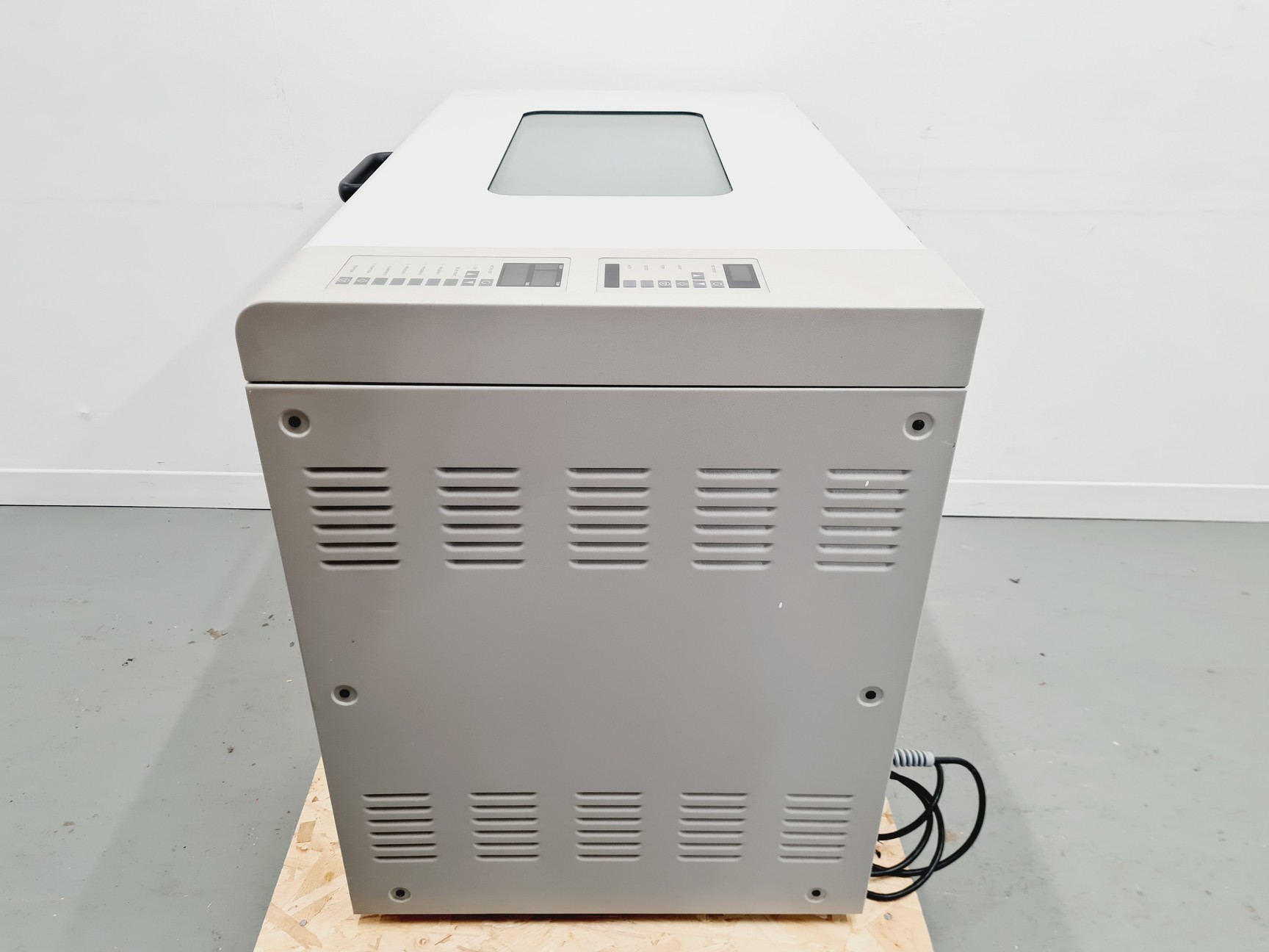 Image of Gallenkamp Orbital Incubator IOC400.XX2.C