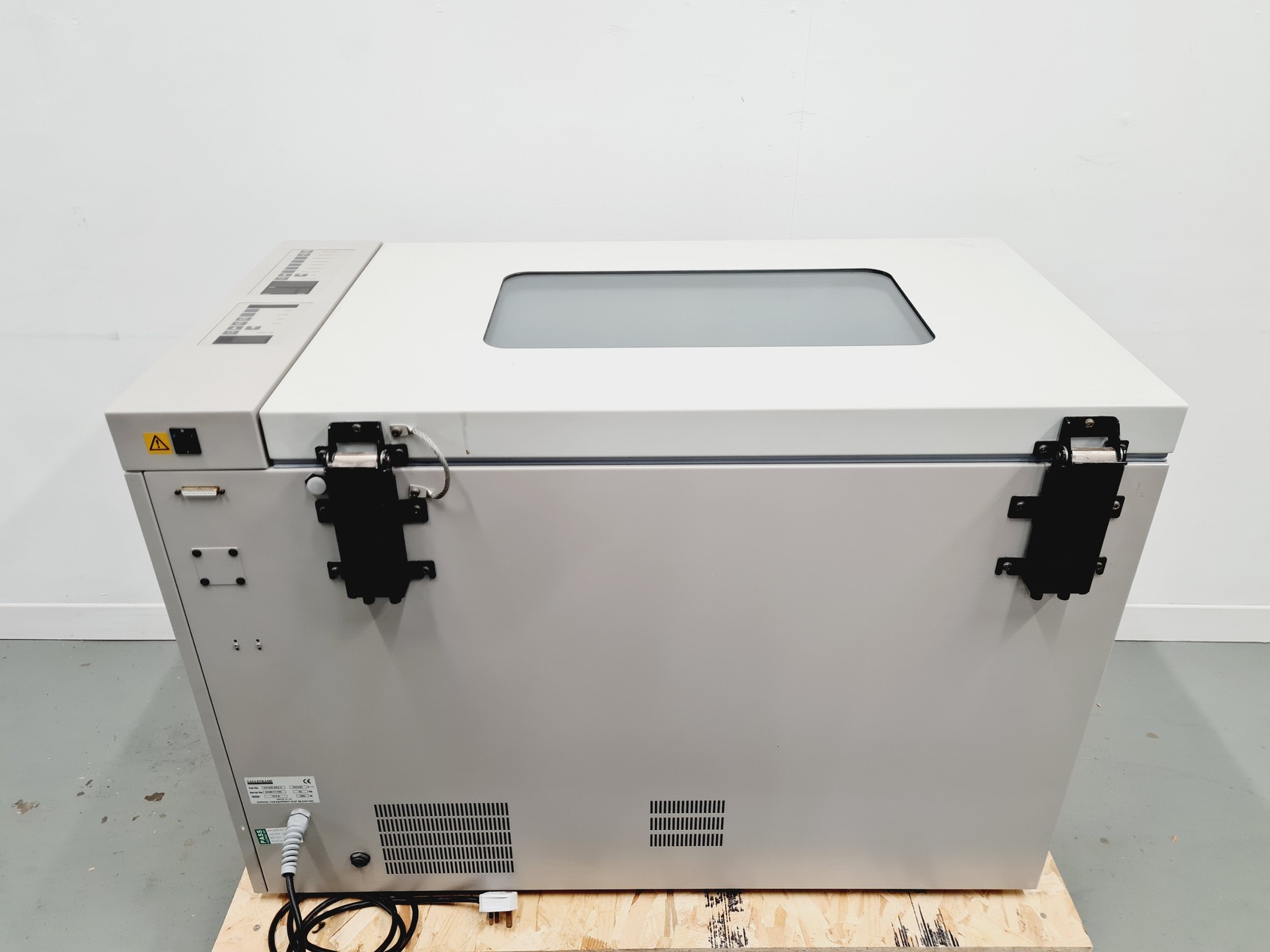 Image of Gallenkamp Orbital Incubator IOC400.XX2.C