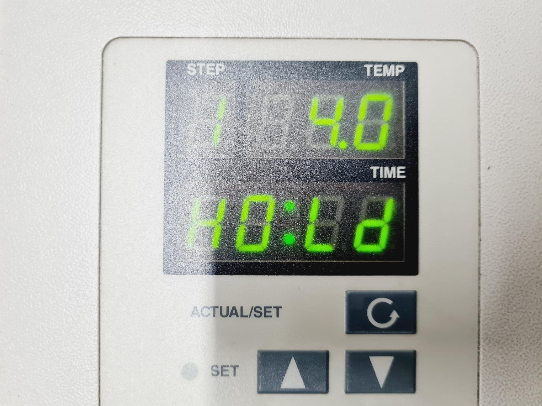 Image of Gallenkamp Orbital Incubator IOC400.XX2.C