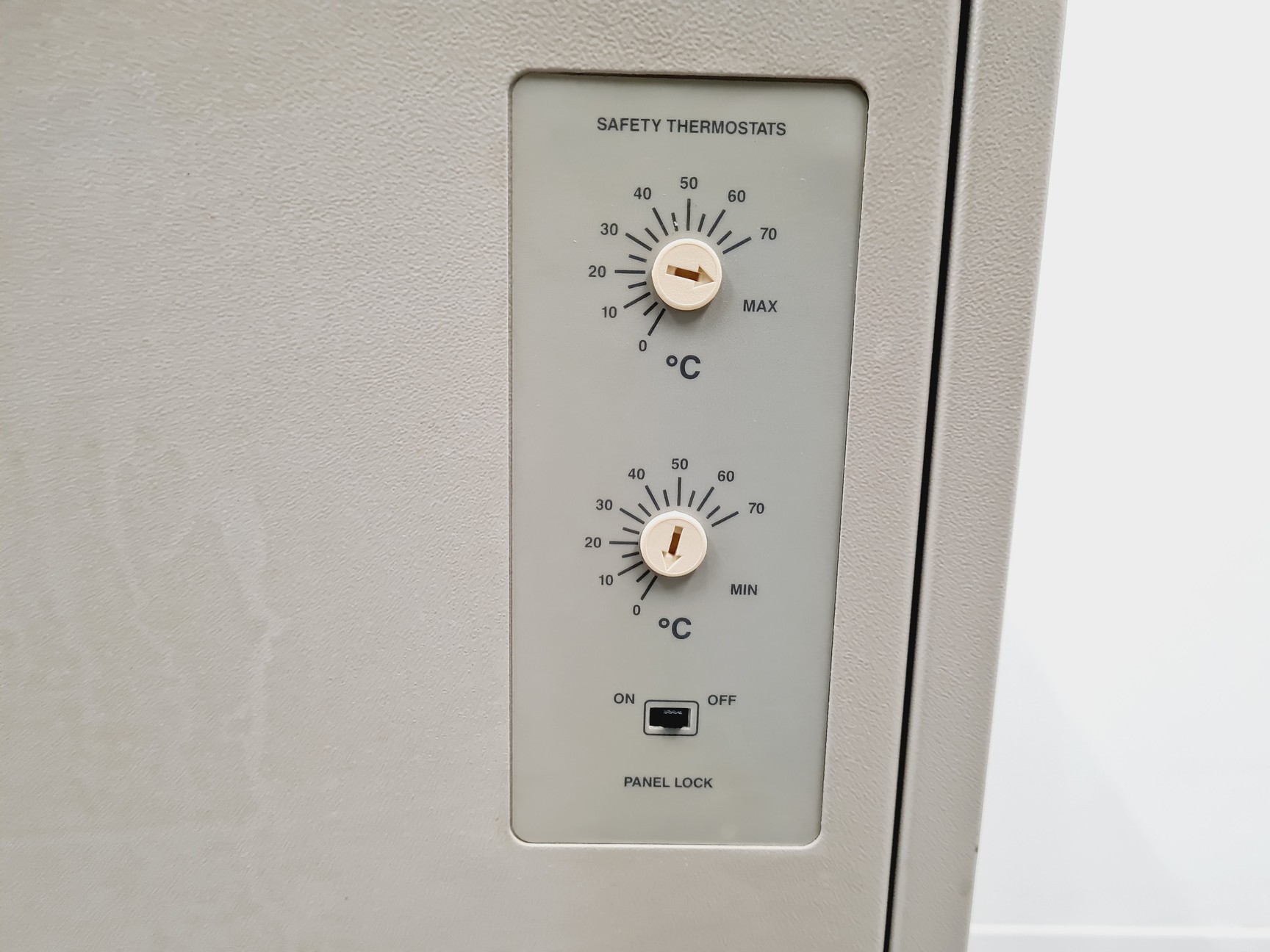 Image of Gallenkamp Orbital Incubator IOC400.XX2.C