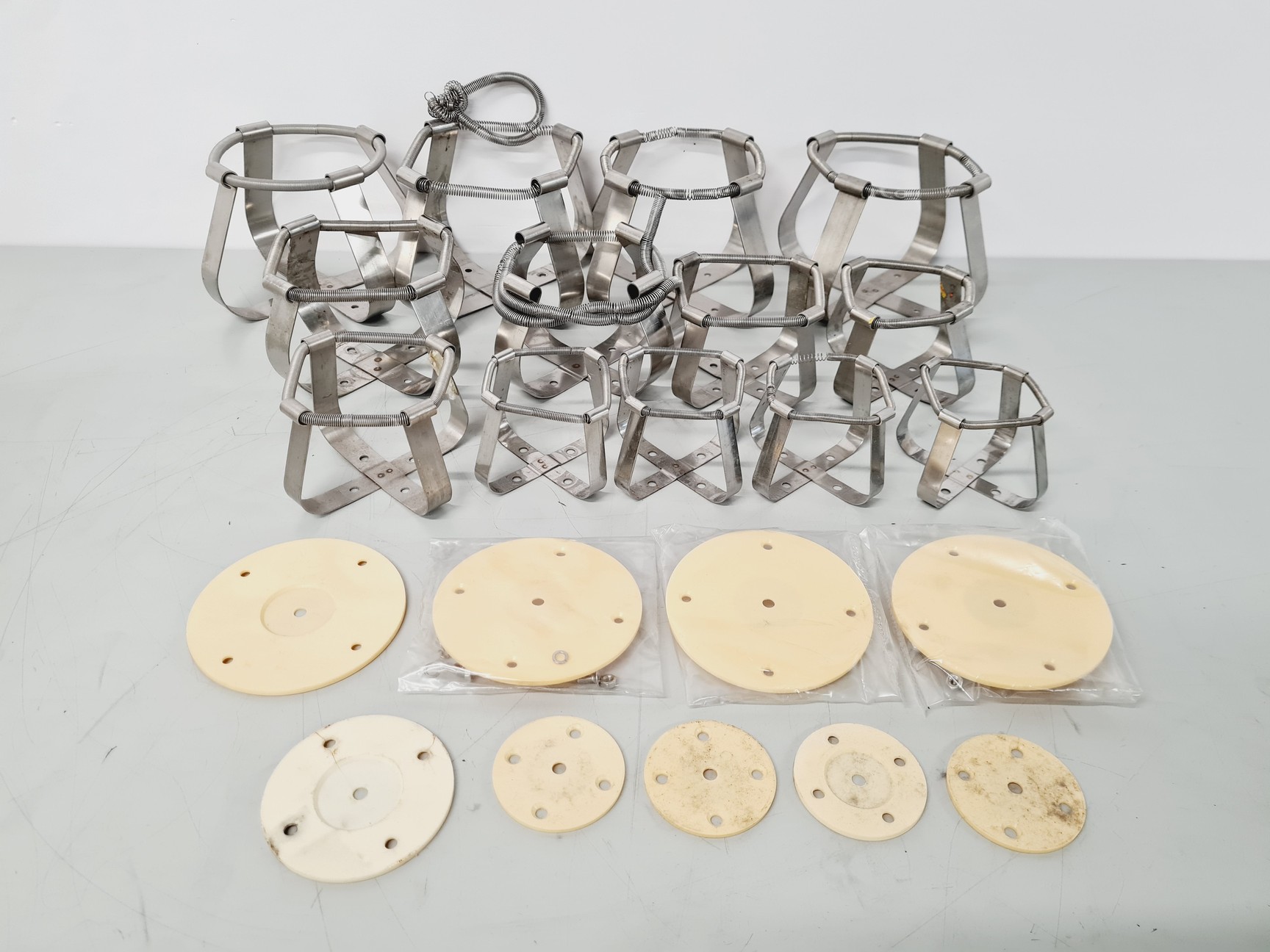 Image of Gallenkamp Orbital Incubator IOC400.XX2.C Lab