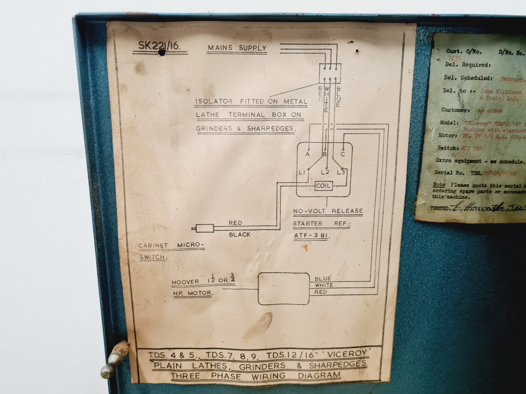 Image of John Wilkinson Viceroy Sharpedge 16