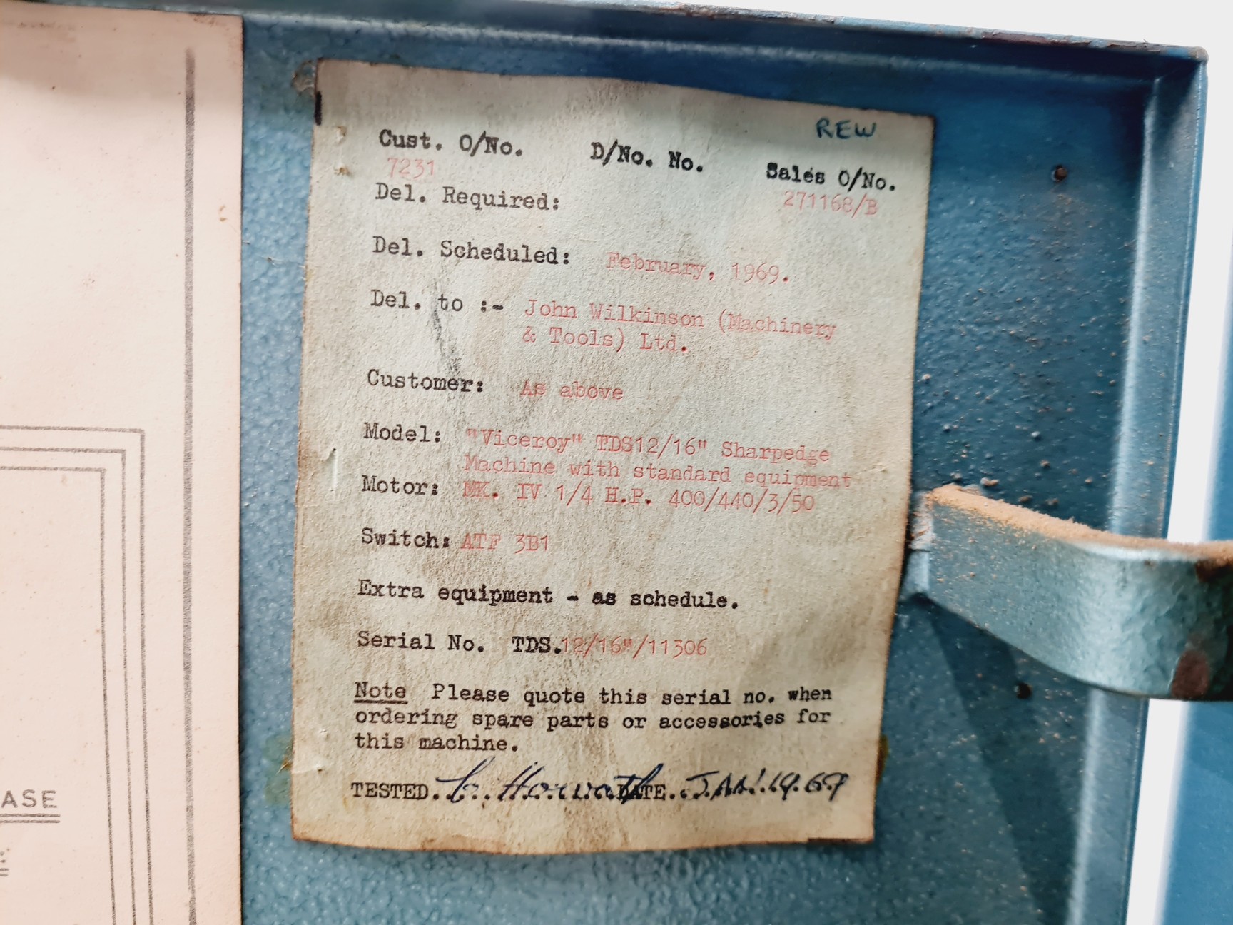 Image of John Wilkinson Viceroy Sharpedge 16