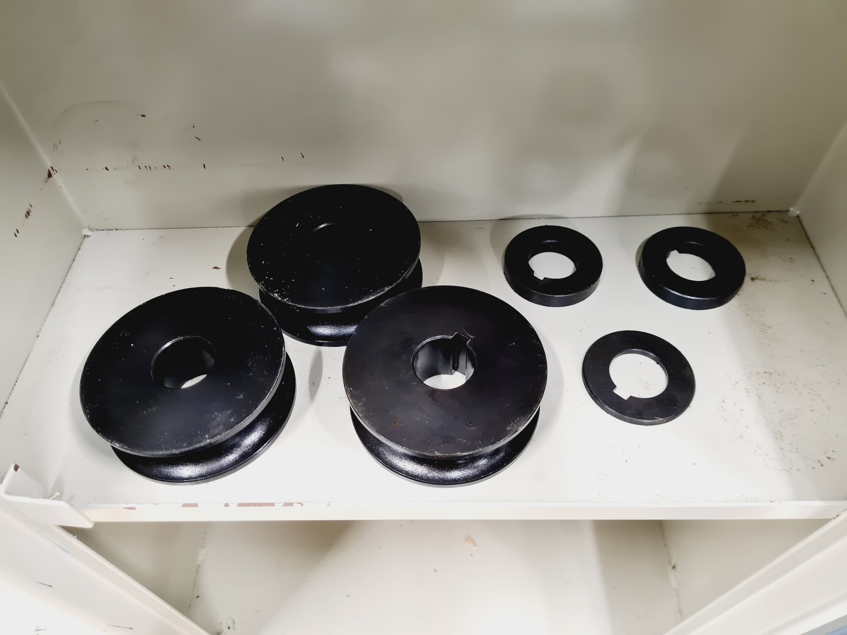 Image of Baileigh Industrial R-M10 Manual Roll Bender