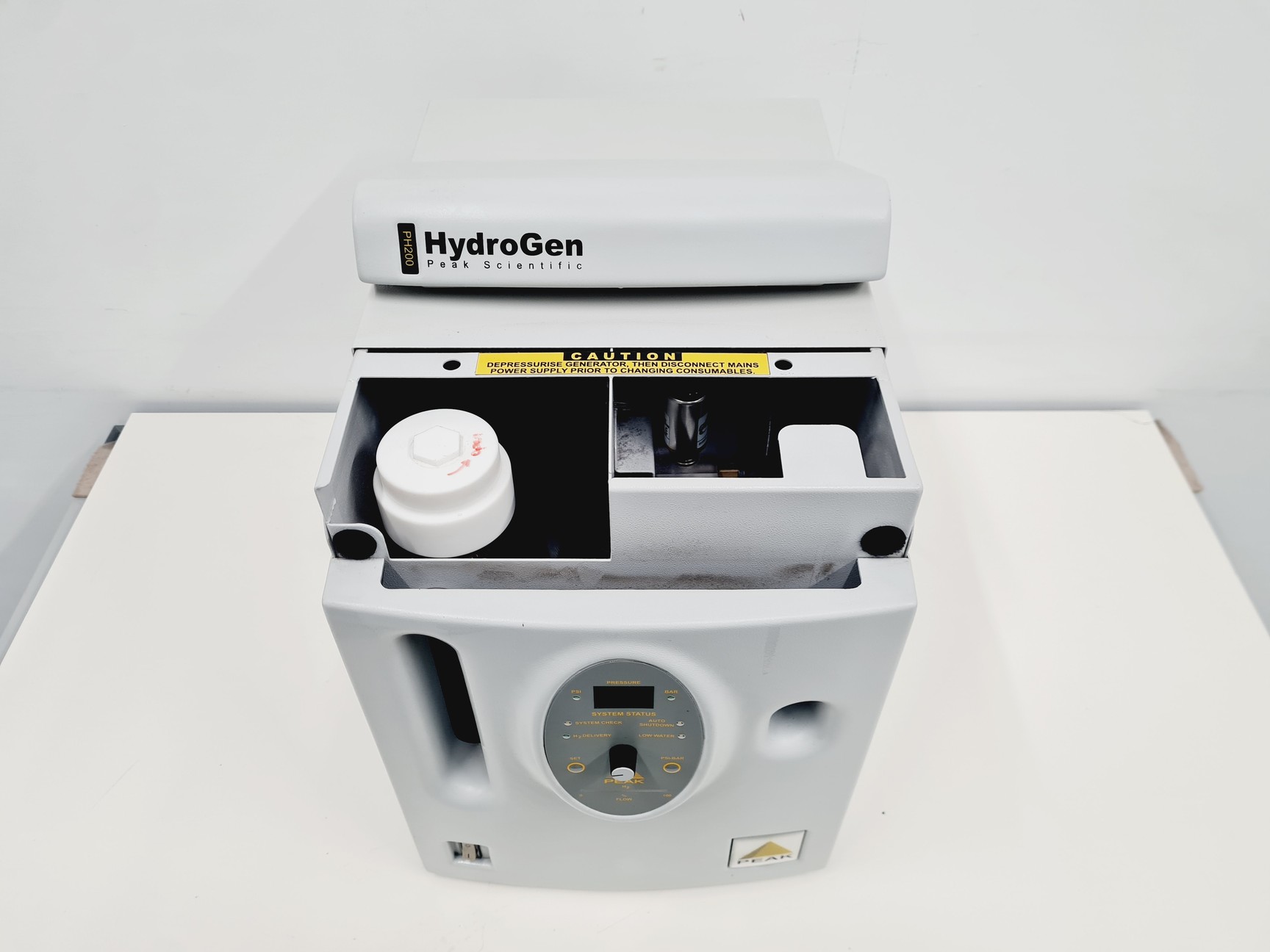 Image of Peak Scientific PH300 HydroGen 