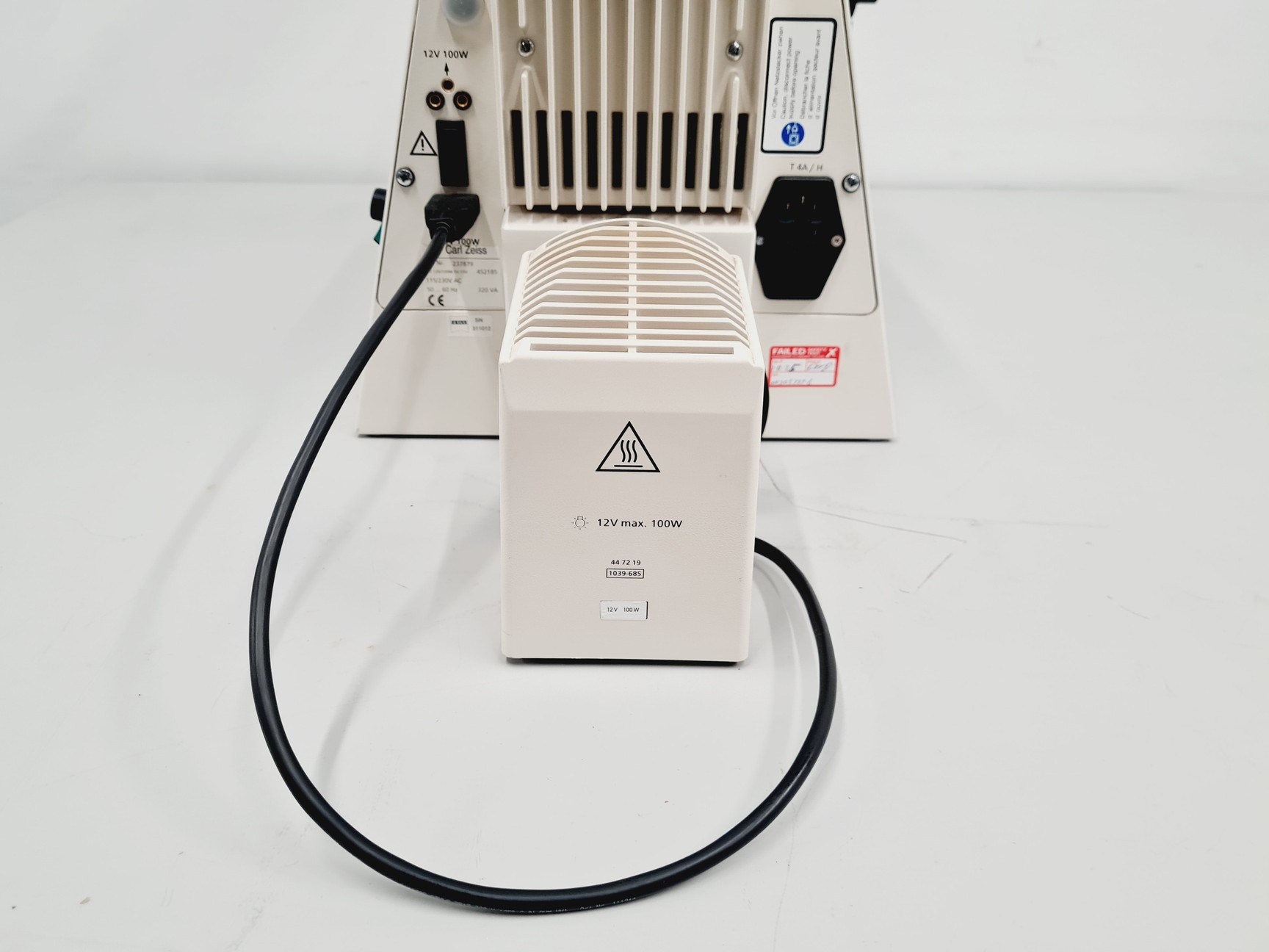 Image of Carl Zeiss Axioplan 2 Imaging Microscope