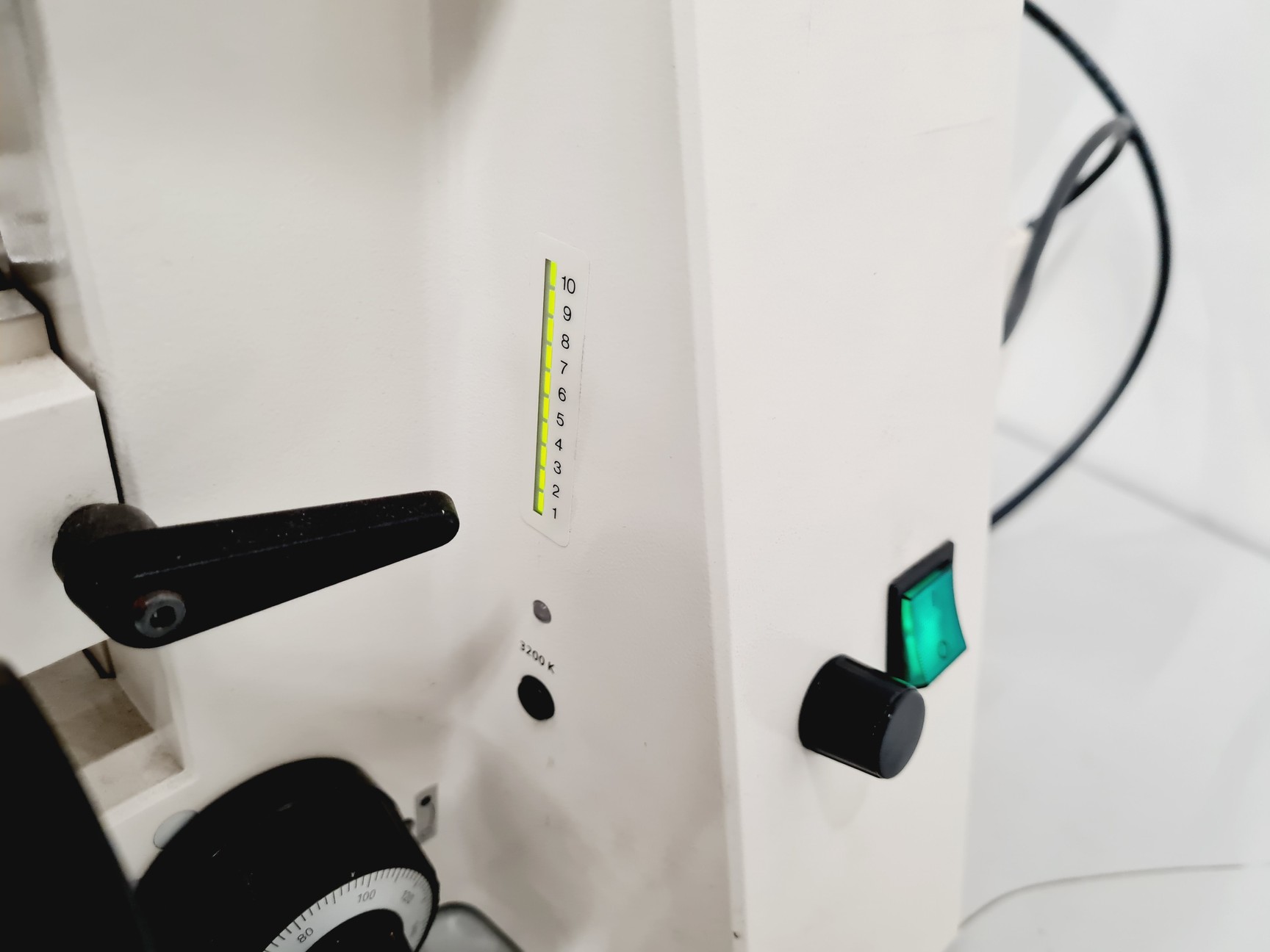 Image of Carl Zeiss Axioplan 2 Imaging Microscope