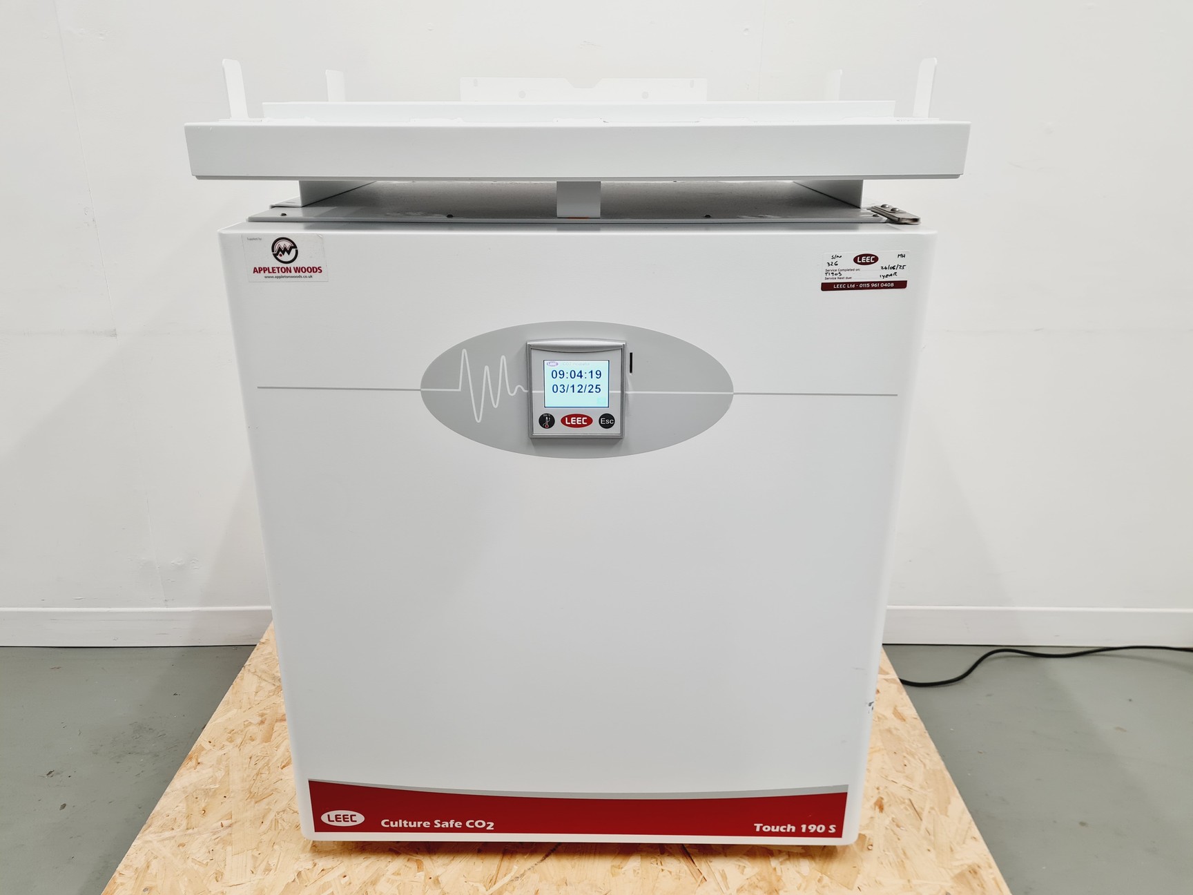 Image of LEEC Touch 190 S Culture Safe CO2 Incubator