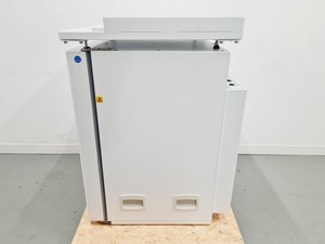 Thumbnail image of LEEC Touch 190 S Culture Safe CO2 Incubator