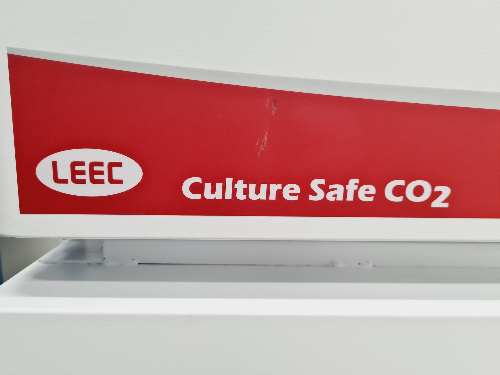 Image of LEEC Touch 190 S Culture Safe CO2 Double Stacked Incubator