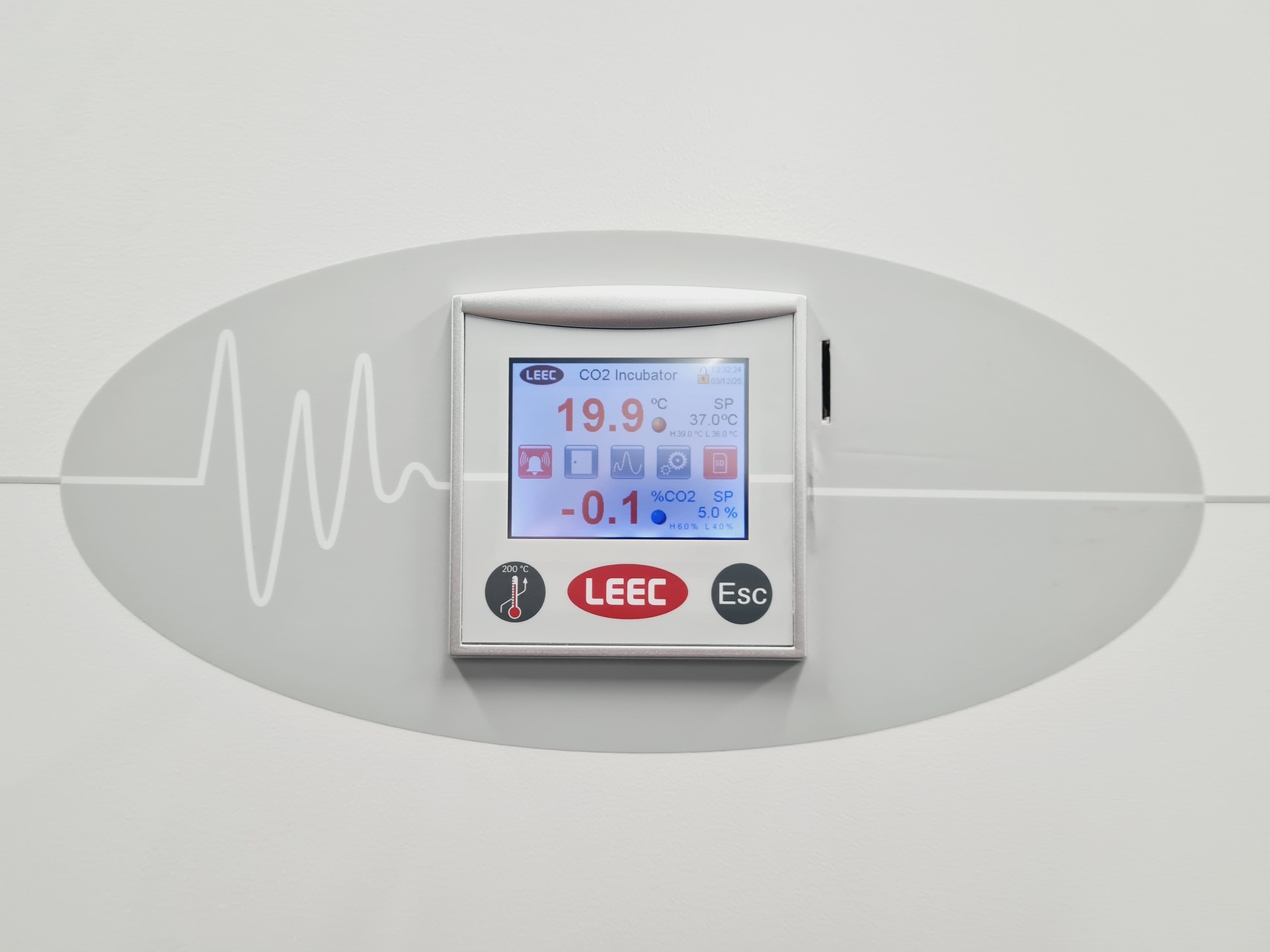 Image of LEEC Touch 190 S Culture Safe CO2 Double Stacked Incubator