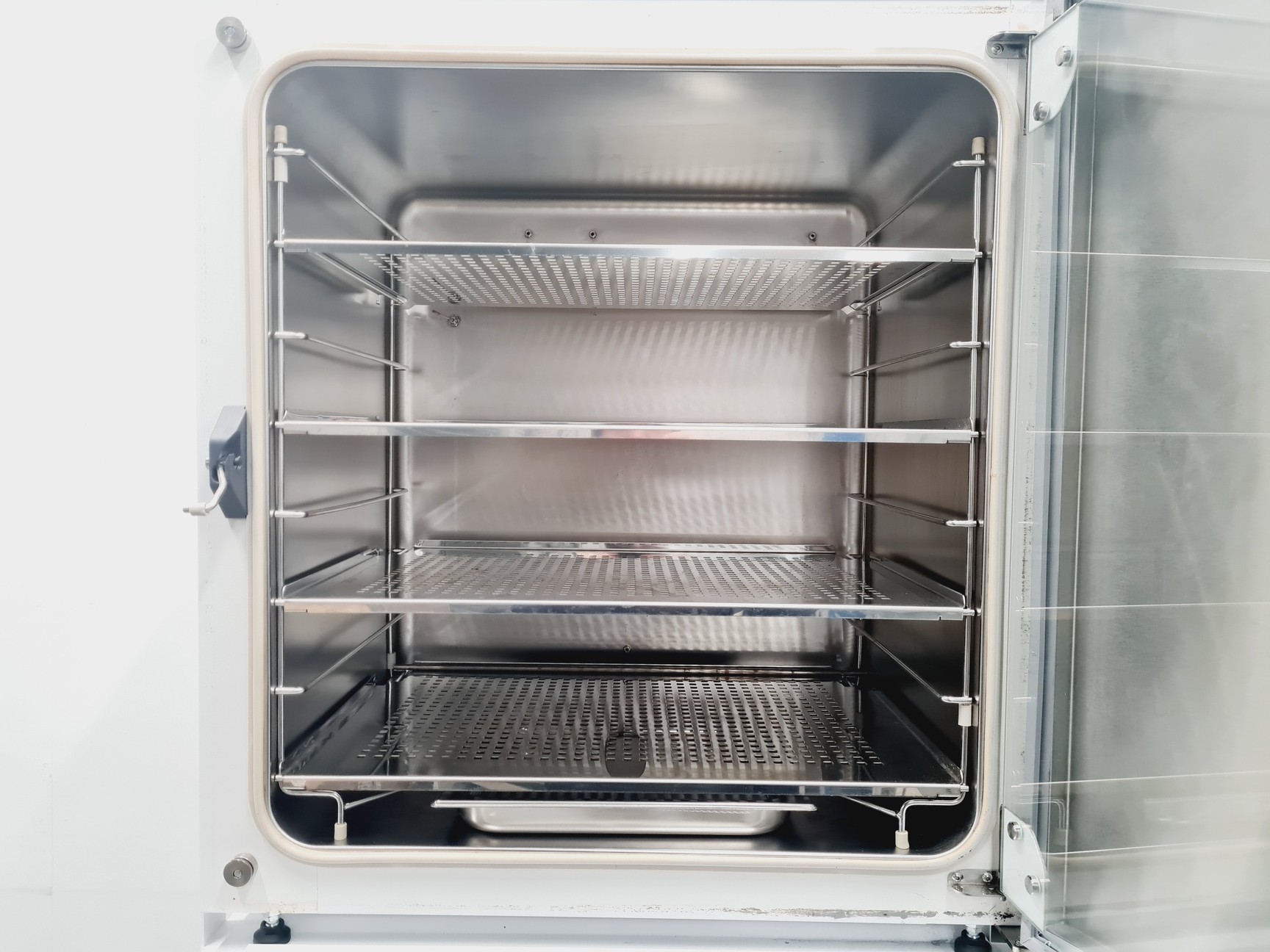 Image of LEEC Touch 190 S Culture Safe CO2 Double Stacked Incubator