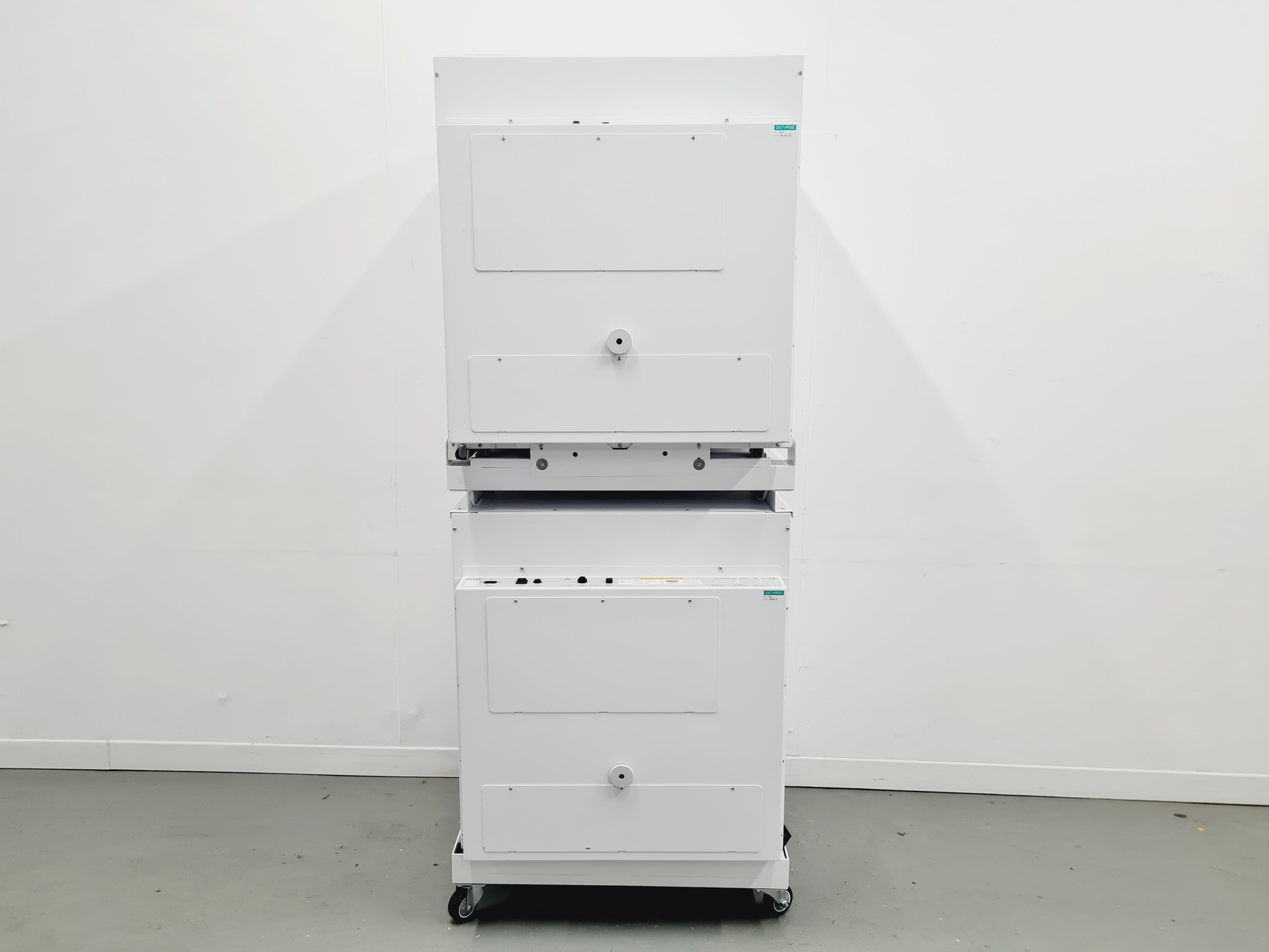 Image of LEEC Touch 190 S Culture Safe CO2 Double Stacked Incubator