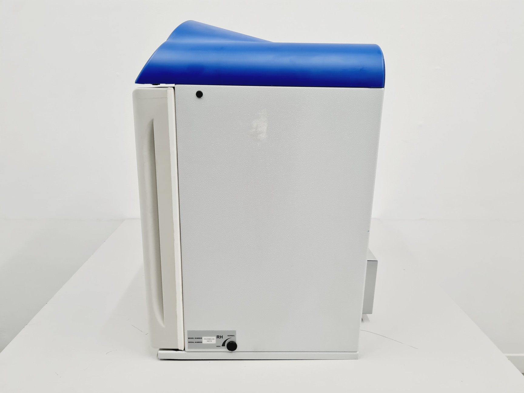 Image of New Brunswick Galaxy 48 R CO2 Incubator