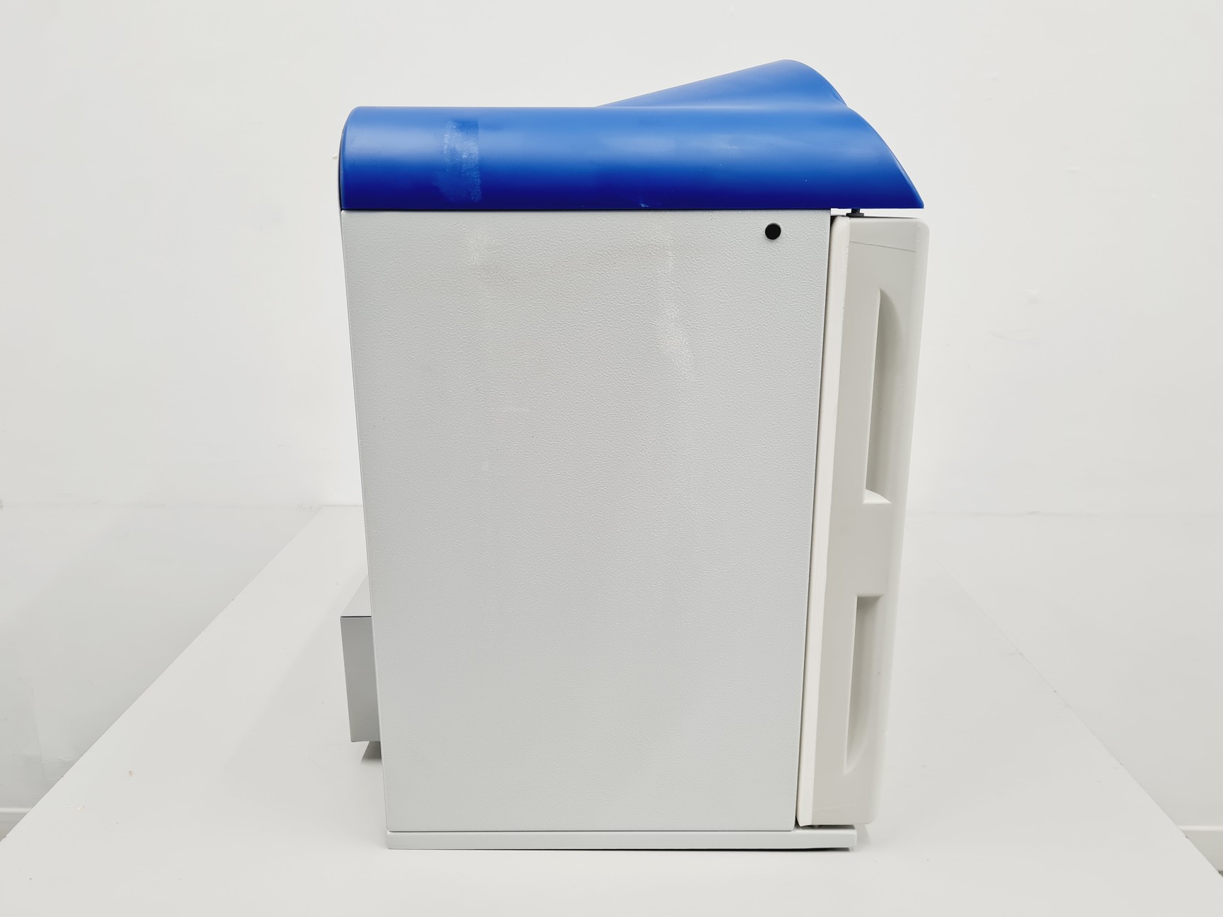 Image of New Brunswick Galaxy 48 R CO2 Incubator