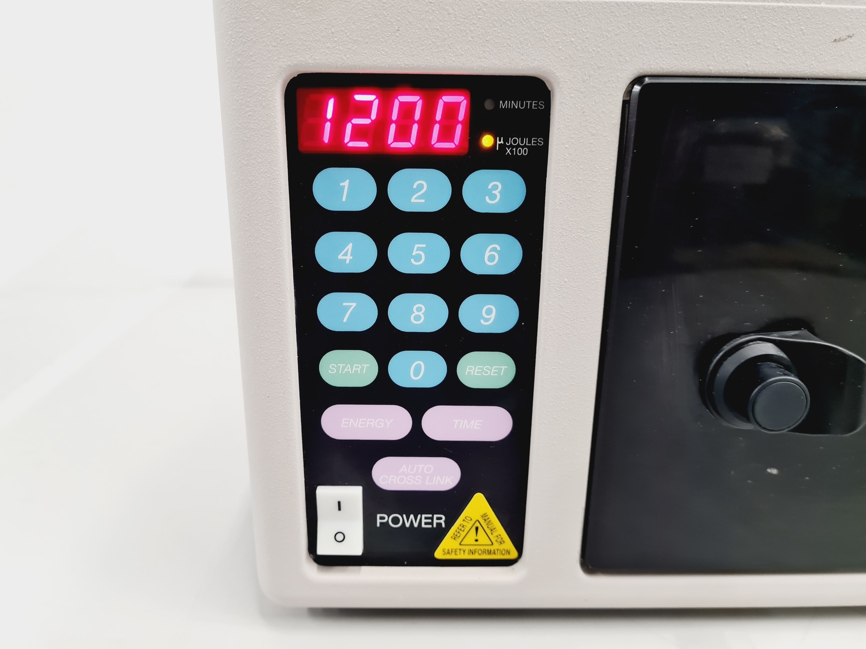 Image of Stratagene Uv Stratalinker 2400