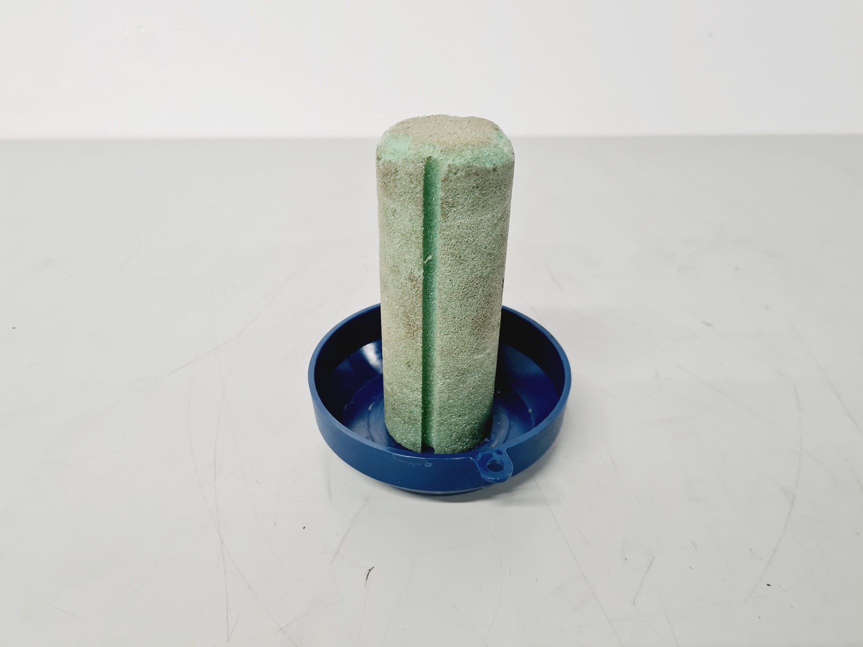 Image of Taylor Wharton Classic 25 Liquid Nitrogen Dewar with Trolley 