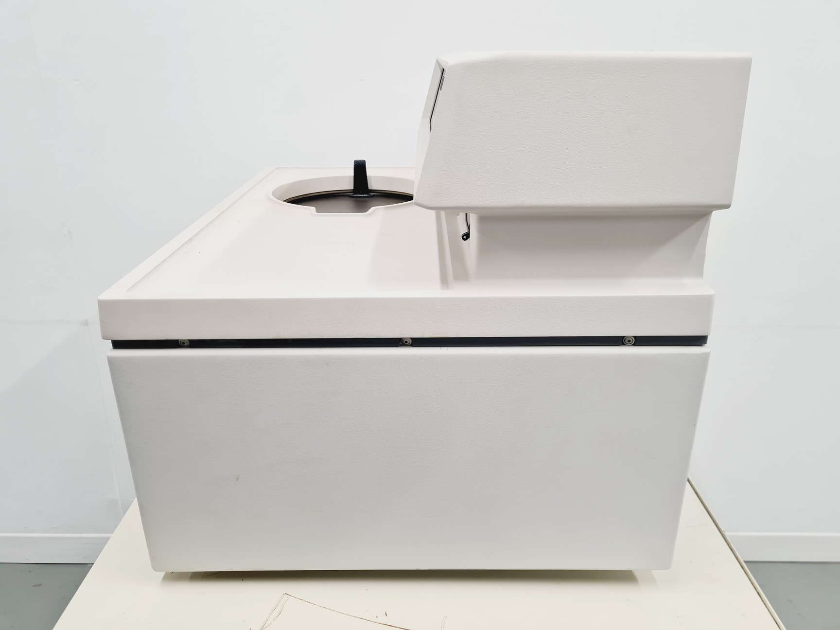 Image of Beckman Coulter MAX-130K Optima Ultracentrifuge w/ Wheeled Stand & Rotor Lab