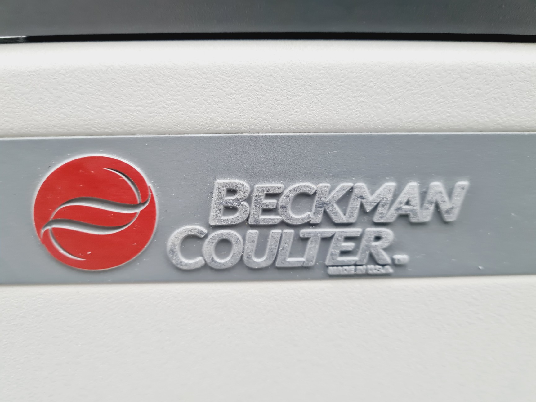 Image of Beckman Coulter MAX-130K Optima Ultracentrifuge w/ Wheeled Stand & Rotor Lab