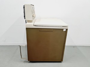 Thumbnail image of Beckman J2-21 Centrifuge