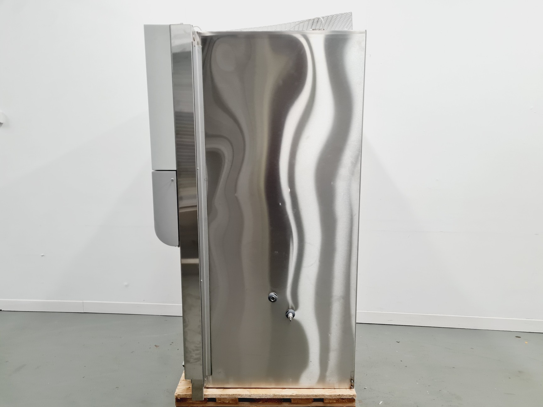 Image of Nuaire NU.327.400E Biological Safety Cabinet 