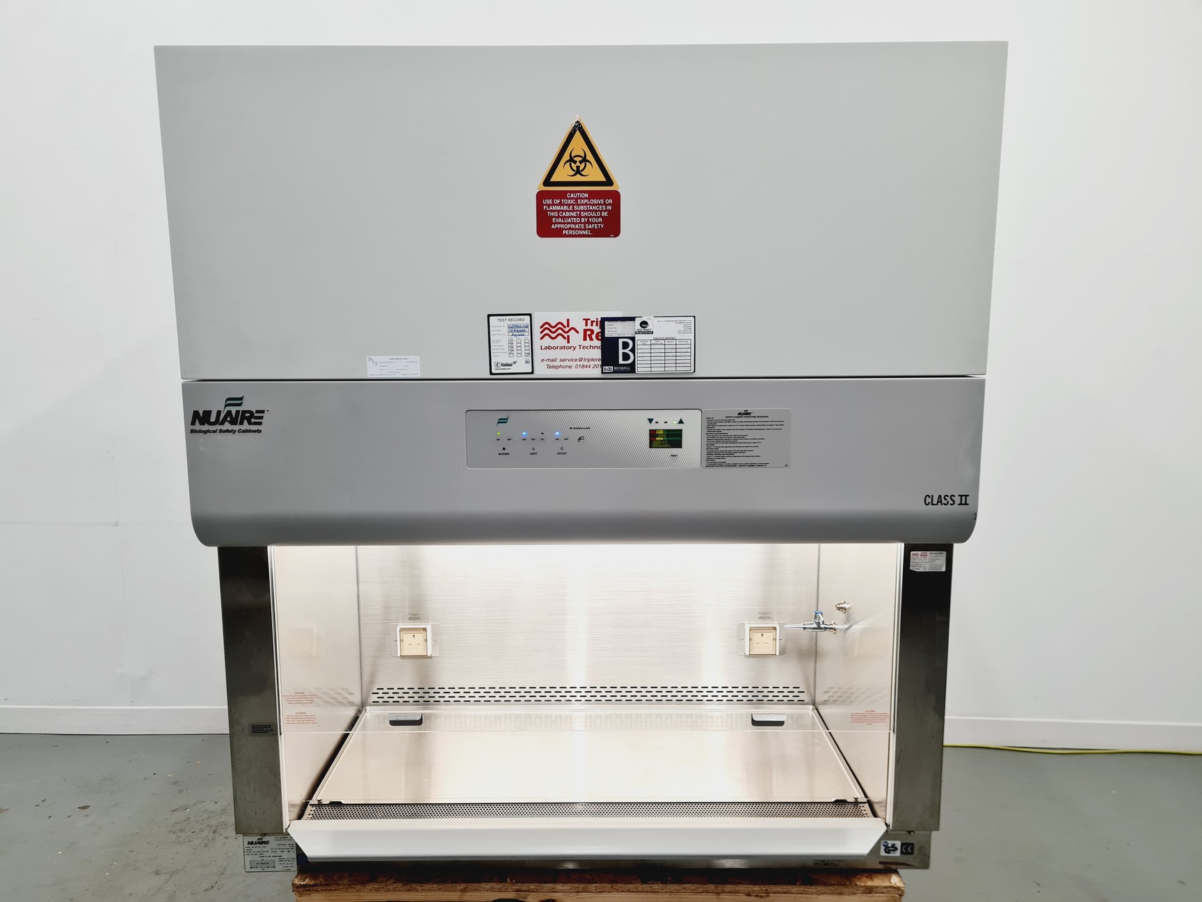 Image of Nuaire NU.327.400E Biological Safety Cabinet 