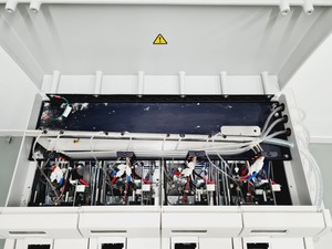 Thumbnail image of Affymetrix GeneChip™ Scanner 3000 7G with GeneChip 450 Fluidics Station