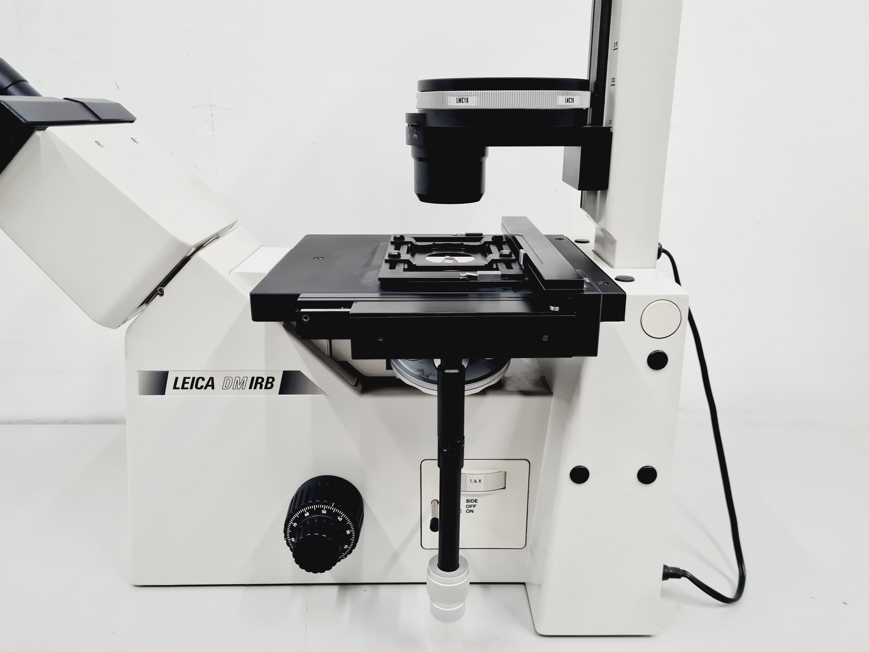 Image of Leica DMIRB Inverted Microscope w/ 4 x Objectives 4x/10x/40x C Plan Lab