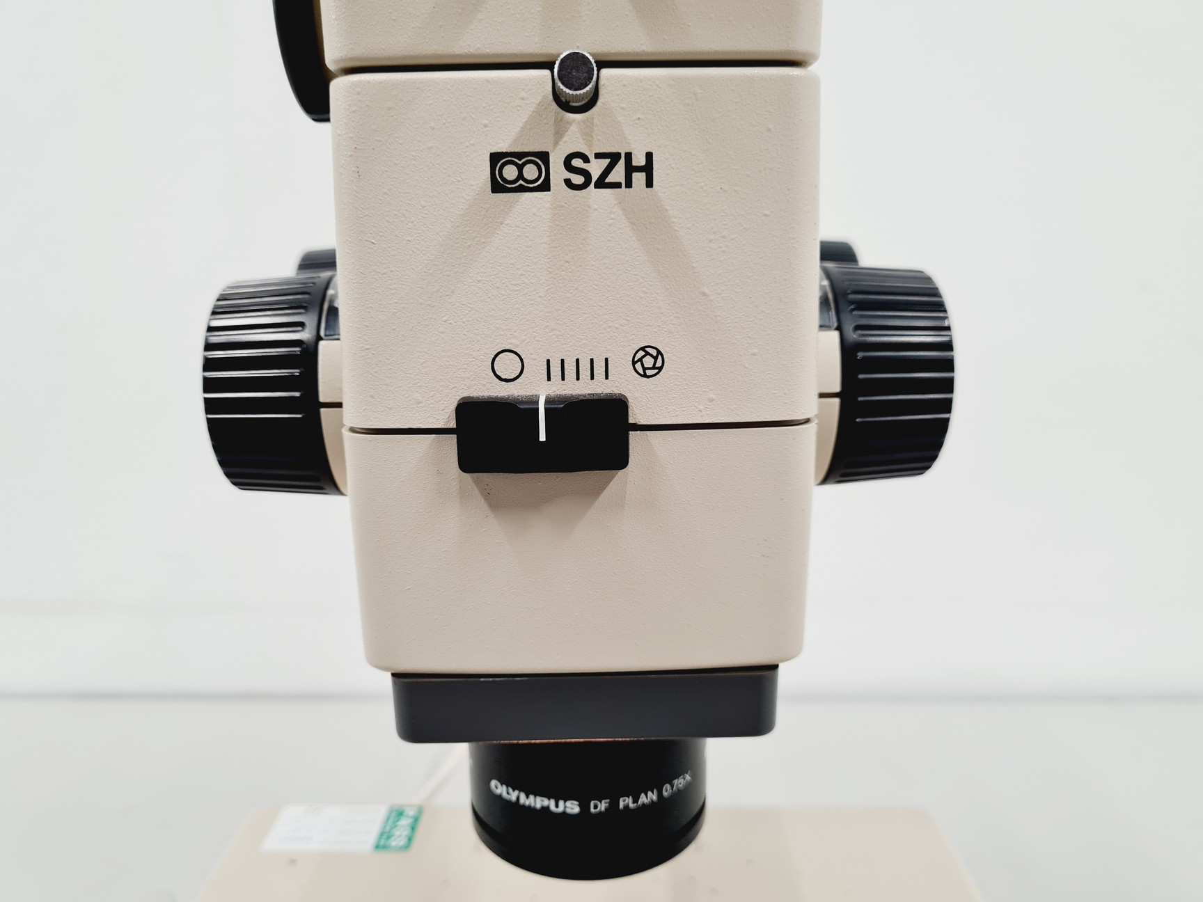 Image of Olympus SZH-ILLD Stereo Microscope Lab