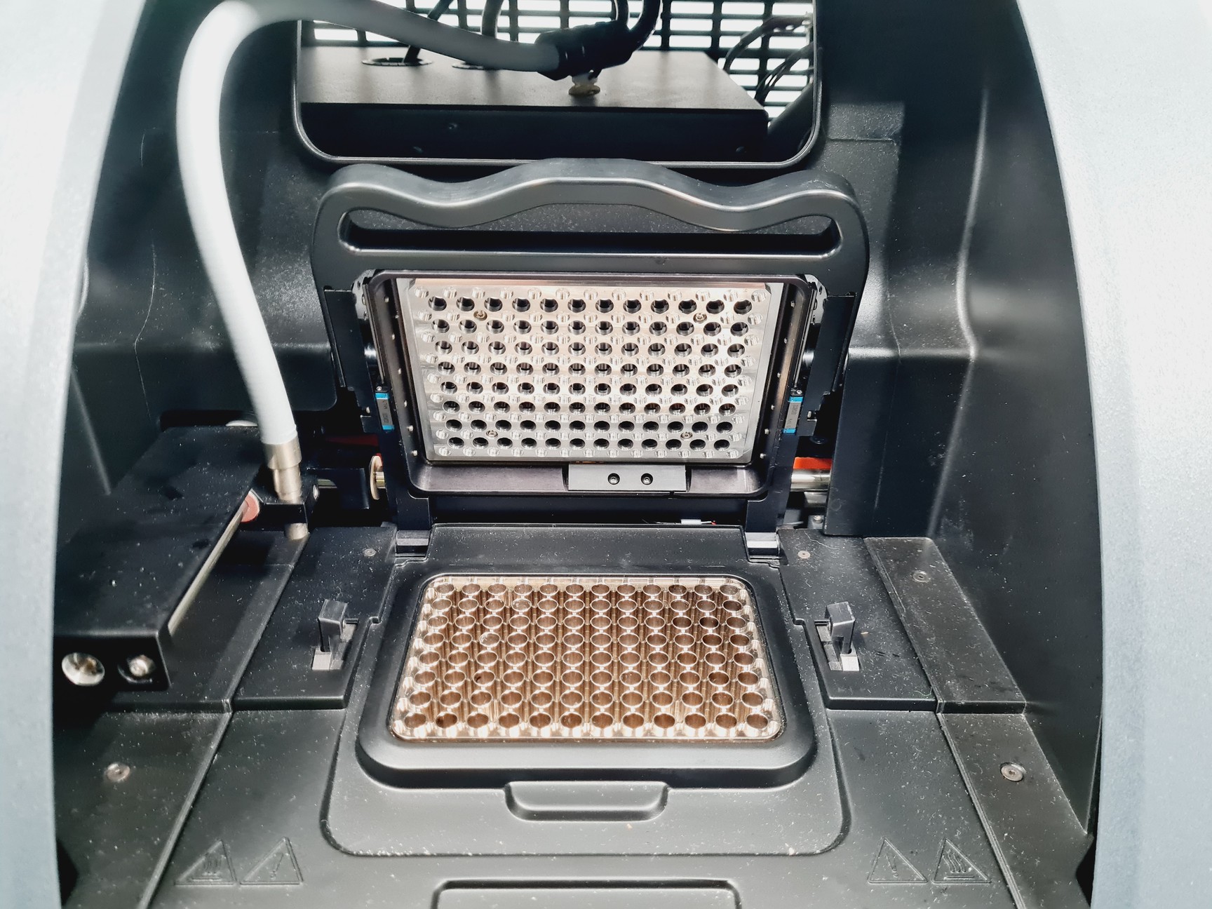 Image of Stratagene Mx3005P Multiplex Quantitative PCR System