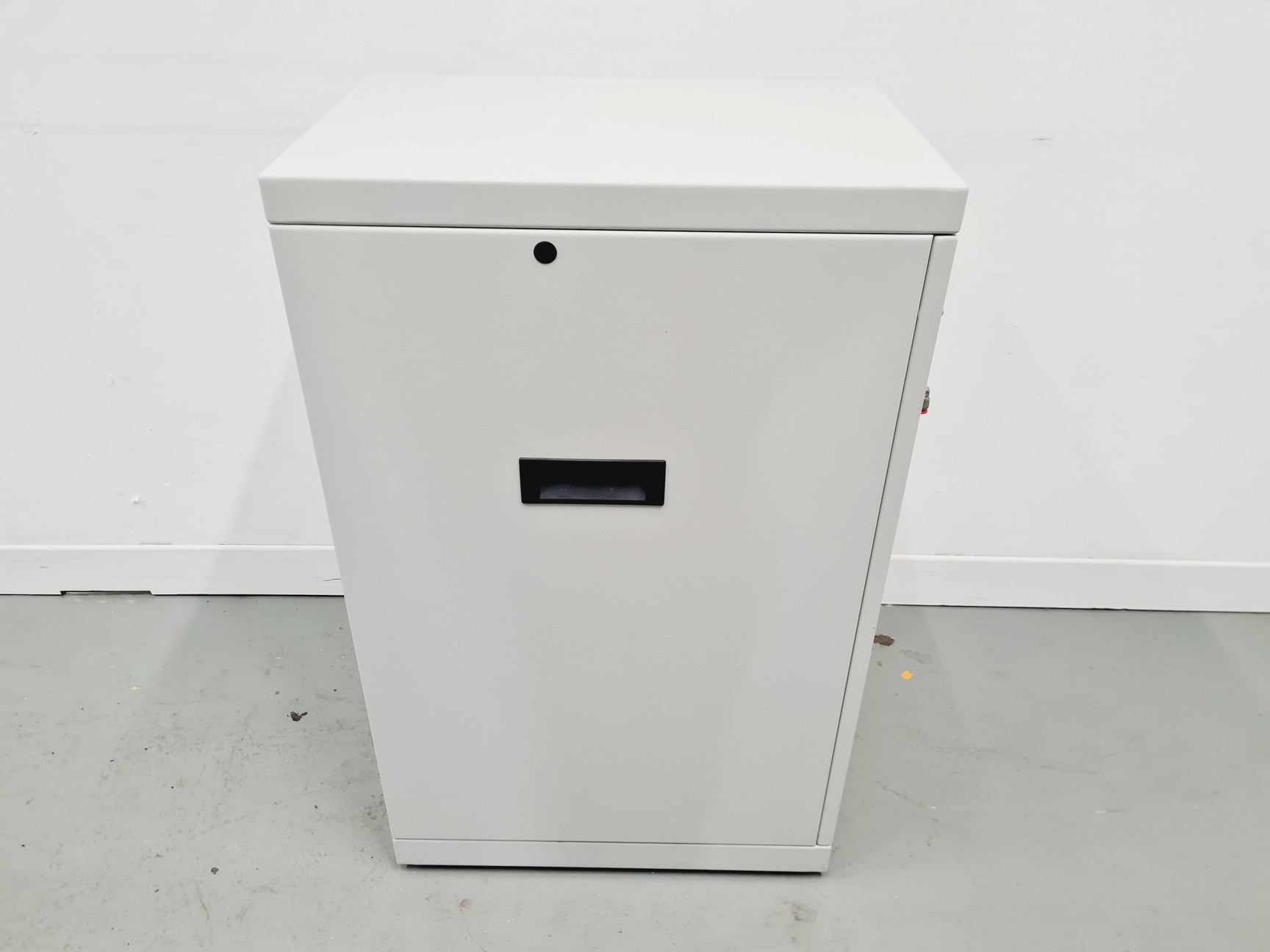 Image of LabCraft N2 Generator Model NCS 016 R