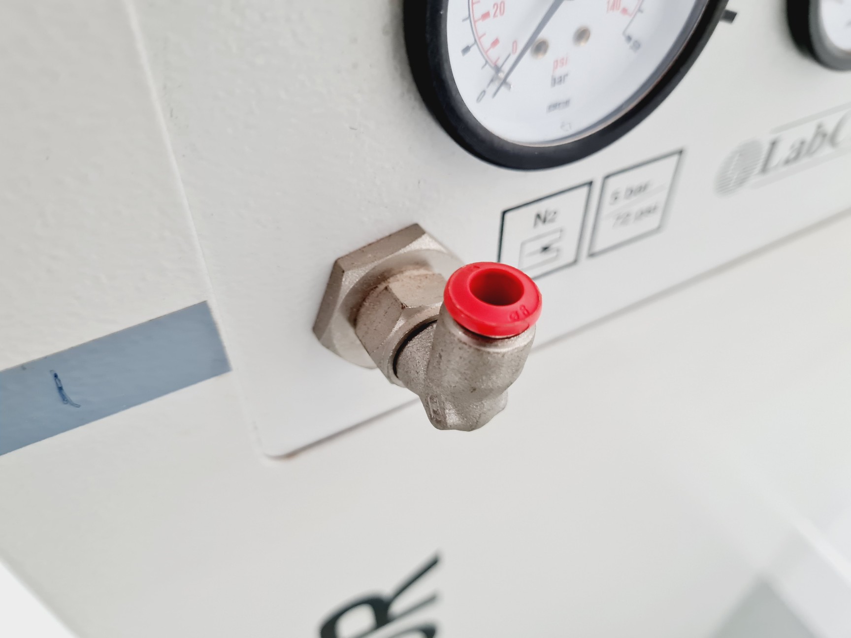 Image of LabCraft N2 Generator Model NCS 016 R