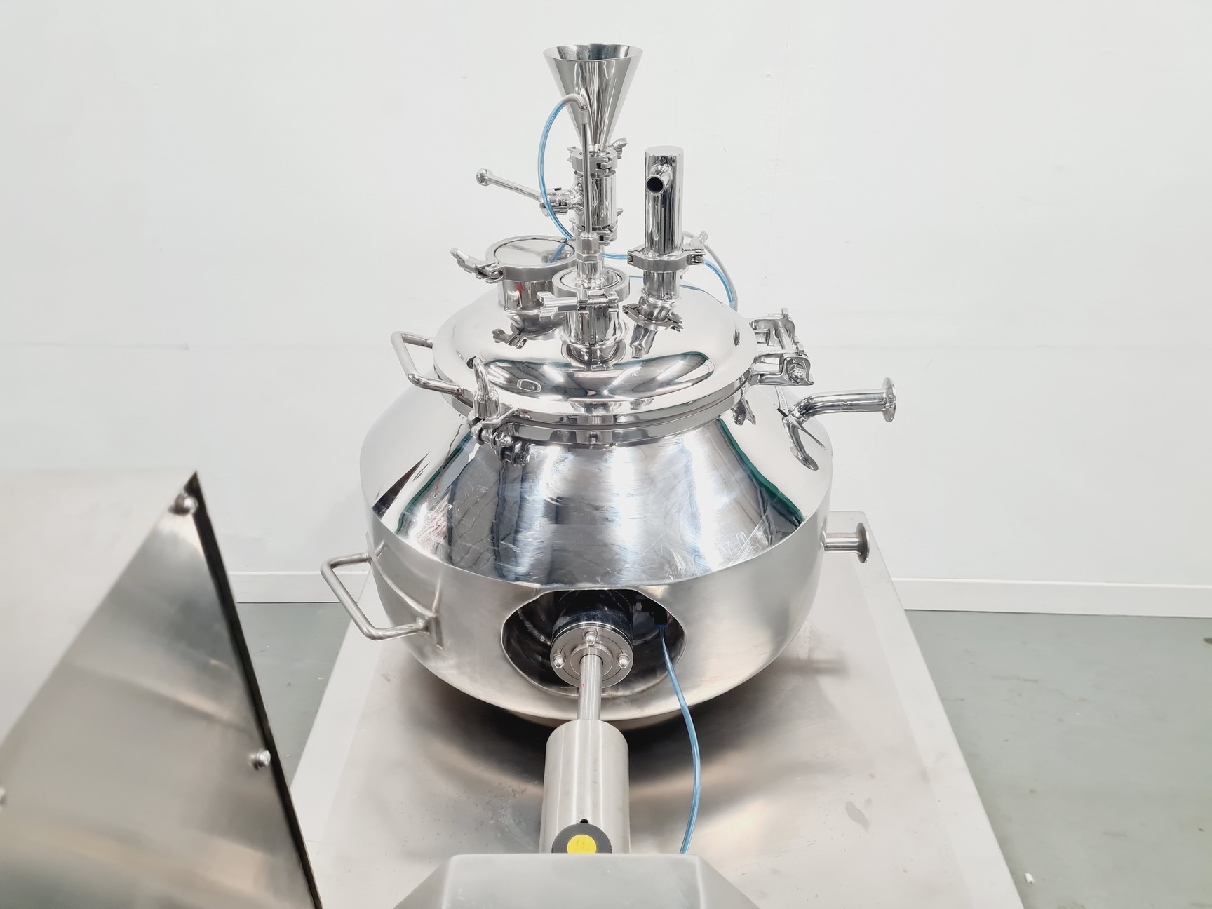 Image of Lodha Rapid Mixer Granulator 50 LTRS Model LI-RMG 50/25