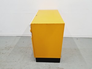 Thumbnail image of Set of 6 Under Bench Laboratory Storage Cupboards 5 Large + 1 Small