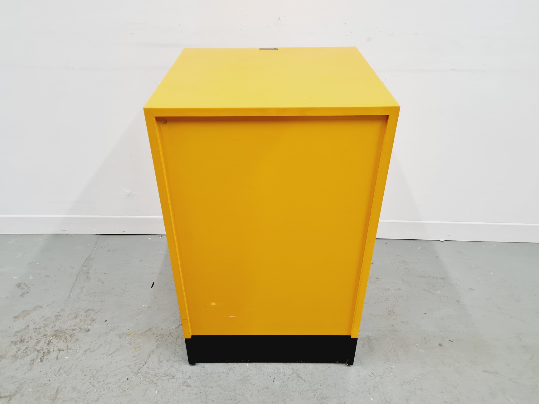 Image of Set of 6 Under Bench Laboratory Storage Cupboards 5 Large + 1 Small