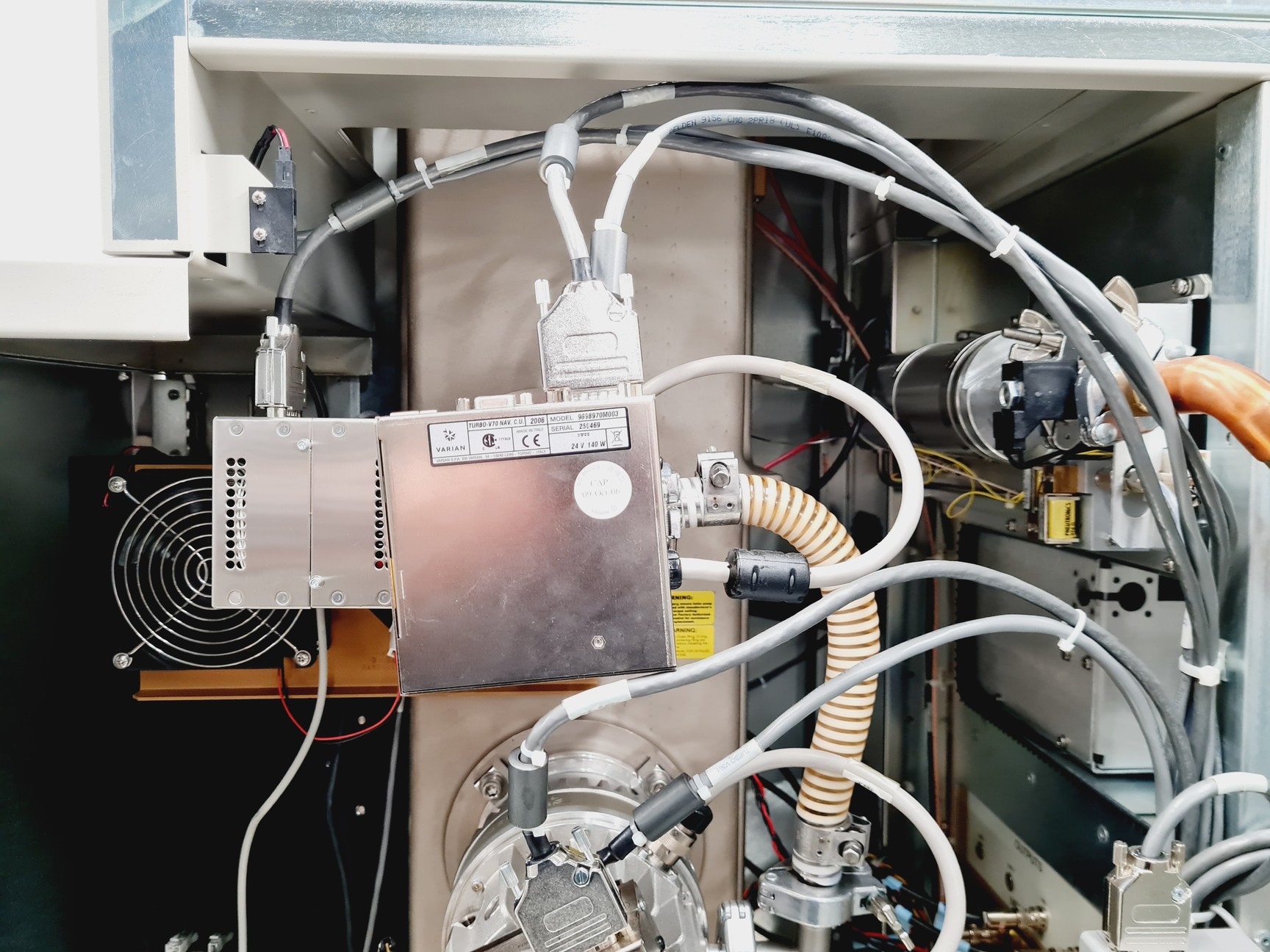 Image of Applied Biosystems MDS SCIEX 4800 MALDI TOF/TOF Analyzer