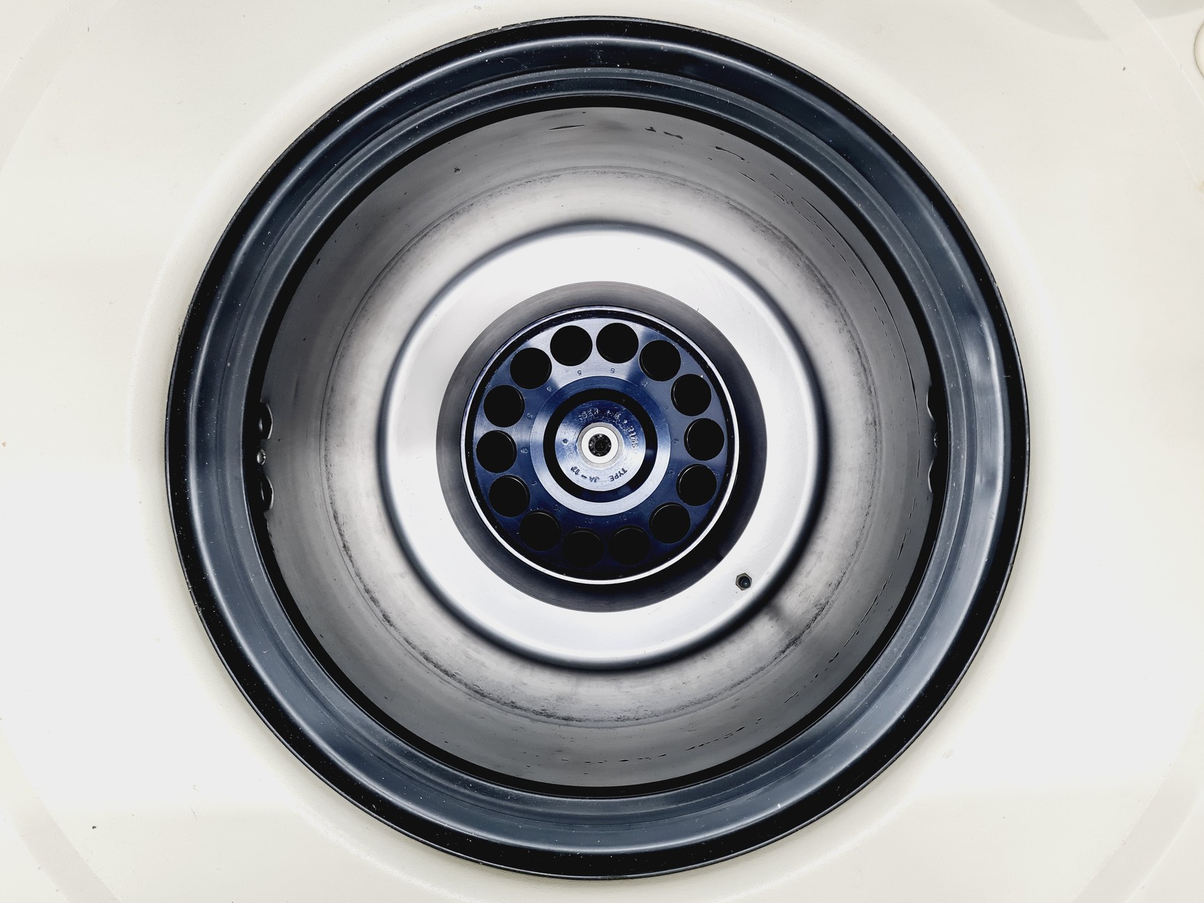 Image of Beckman J2-21 Floor Standing Centrifuge