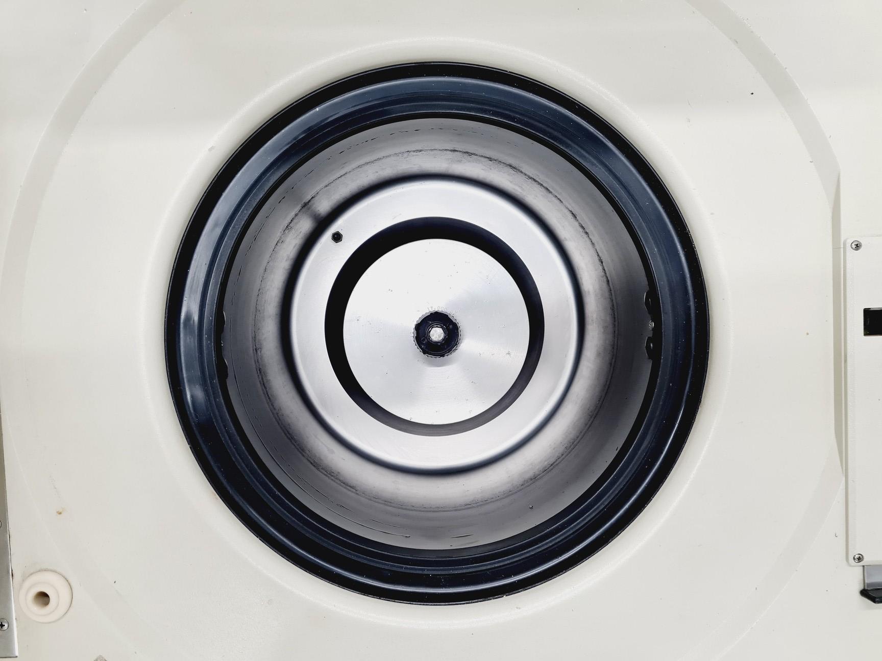 Image of Beckman J2-21 Floor Standing Centrifuge