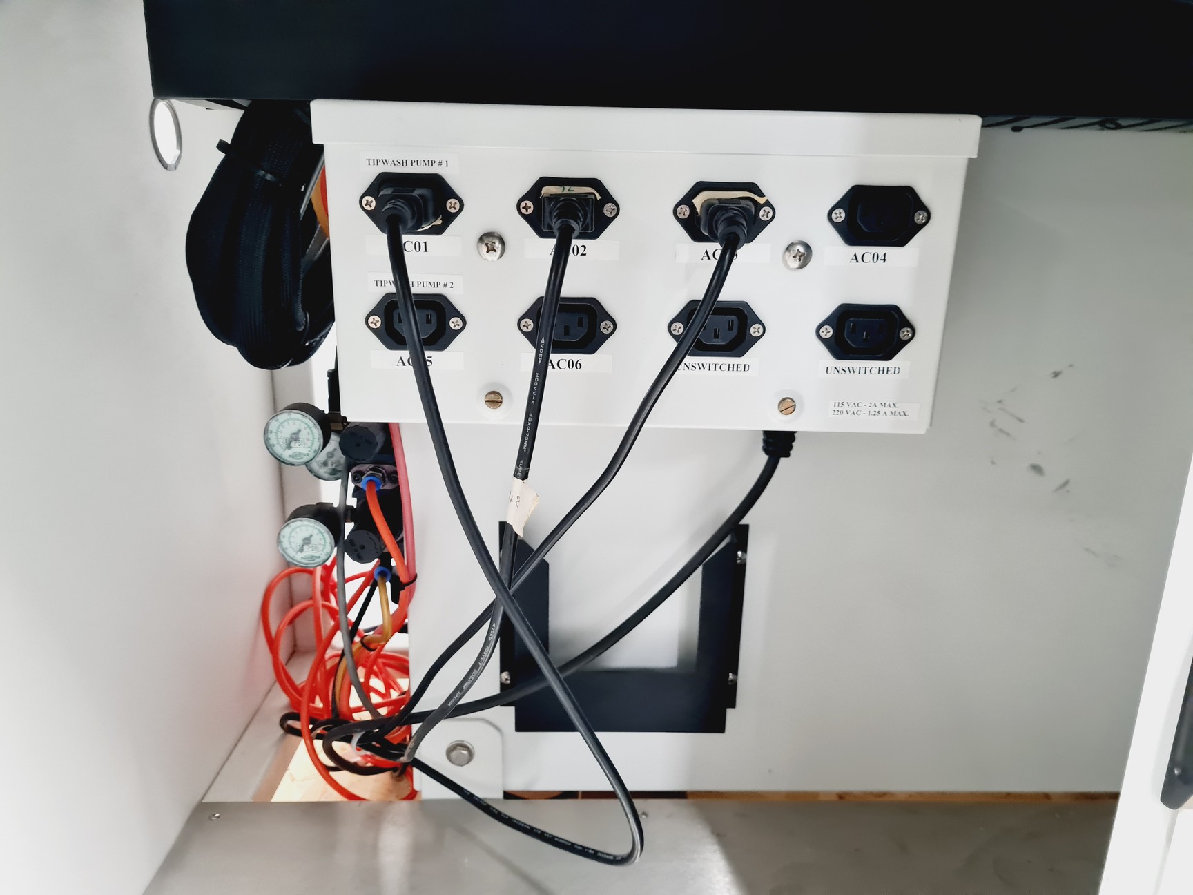 Image of Perkin Elmer  MiniTrak Pin Liquid Handling Unit