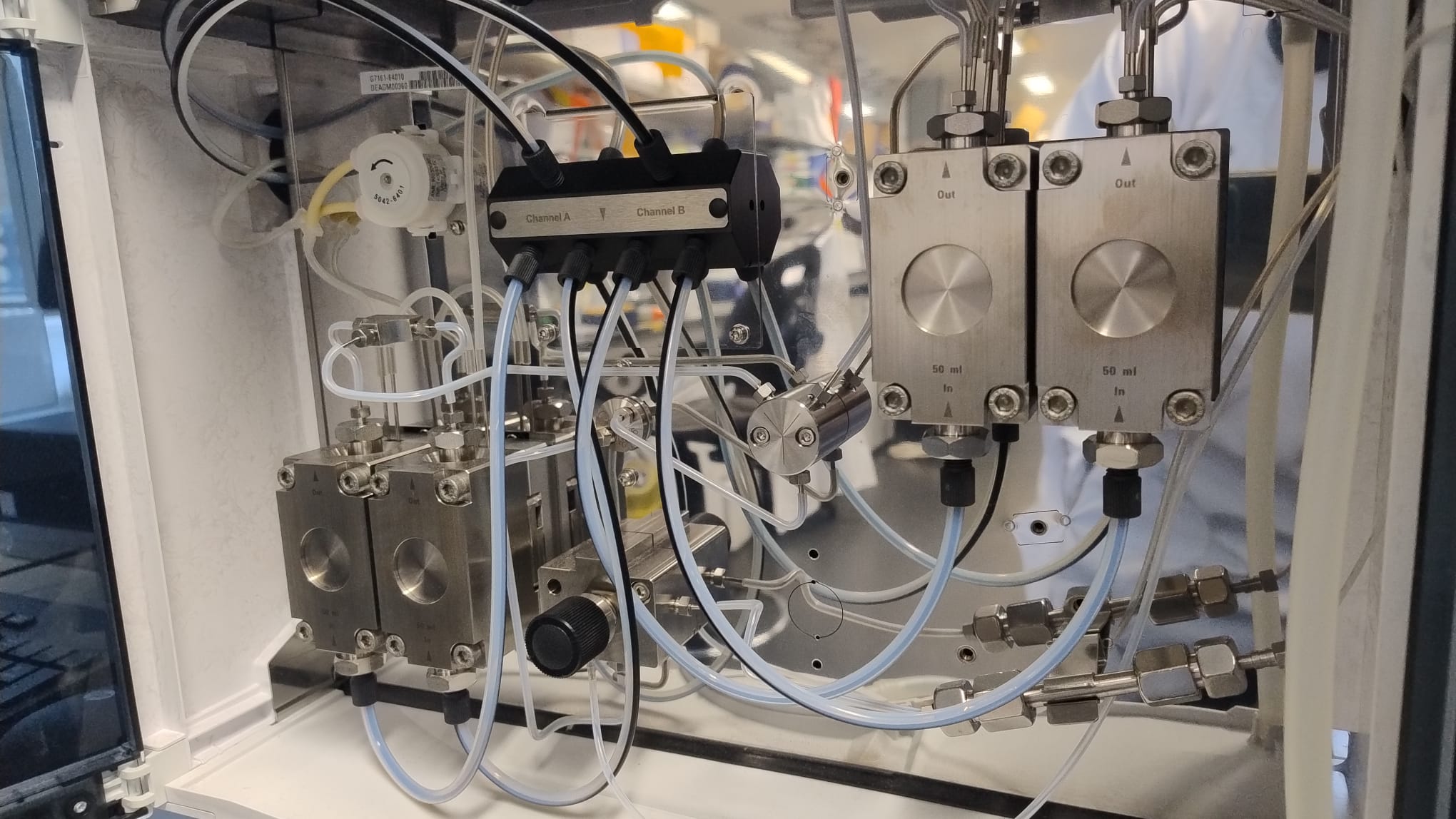 Image of Agilent 1260 Infinity II Preparative HPLC System w/ Binary Pump, MWD, Fraction