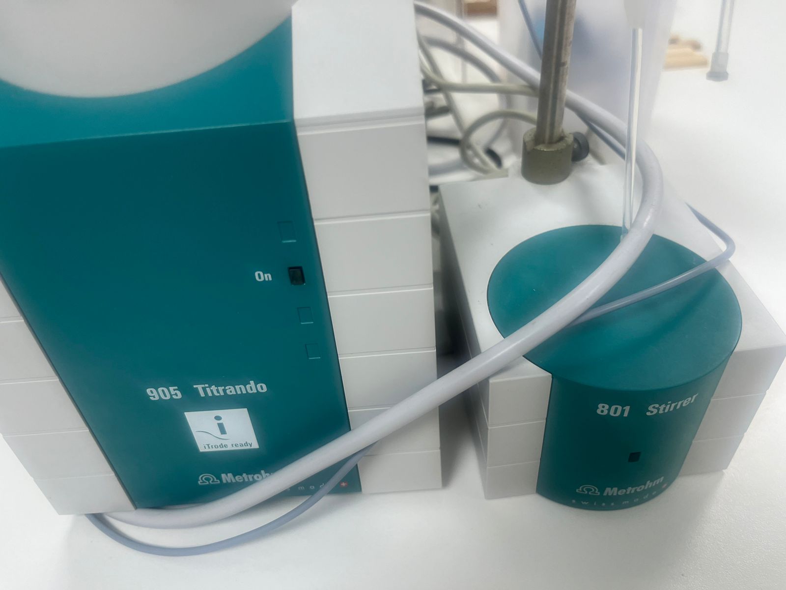 Image of Metrohm 905 Titrando Automatic Titration System w/ 800 Dosino & 801 Stirrer Lab