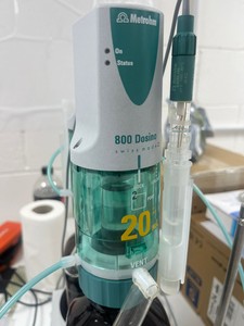 Thumbnail image of Metrohm 905 Titrando Automatic Titration System w/ 800 Dosino & 801 Stirrer Lab