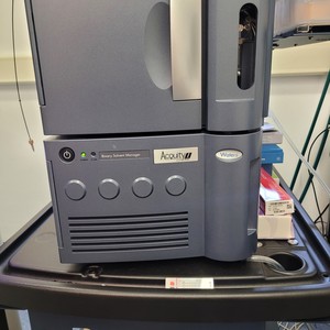 Thumbnail image of Waters ACQUITY UPLC I-Class PLUS System w/ Software - Column, Sample, Binary Lab