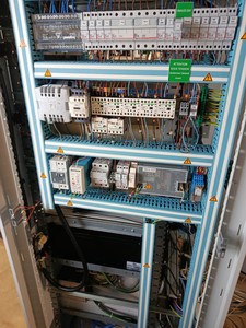 Thumbnail image of Vacuum Deposition / CVD System – Multi-Component High-Vacuum Processing Assembly